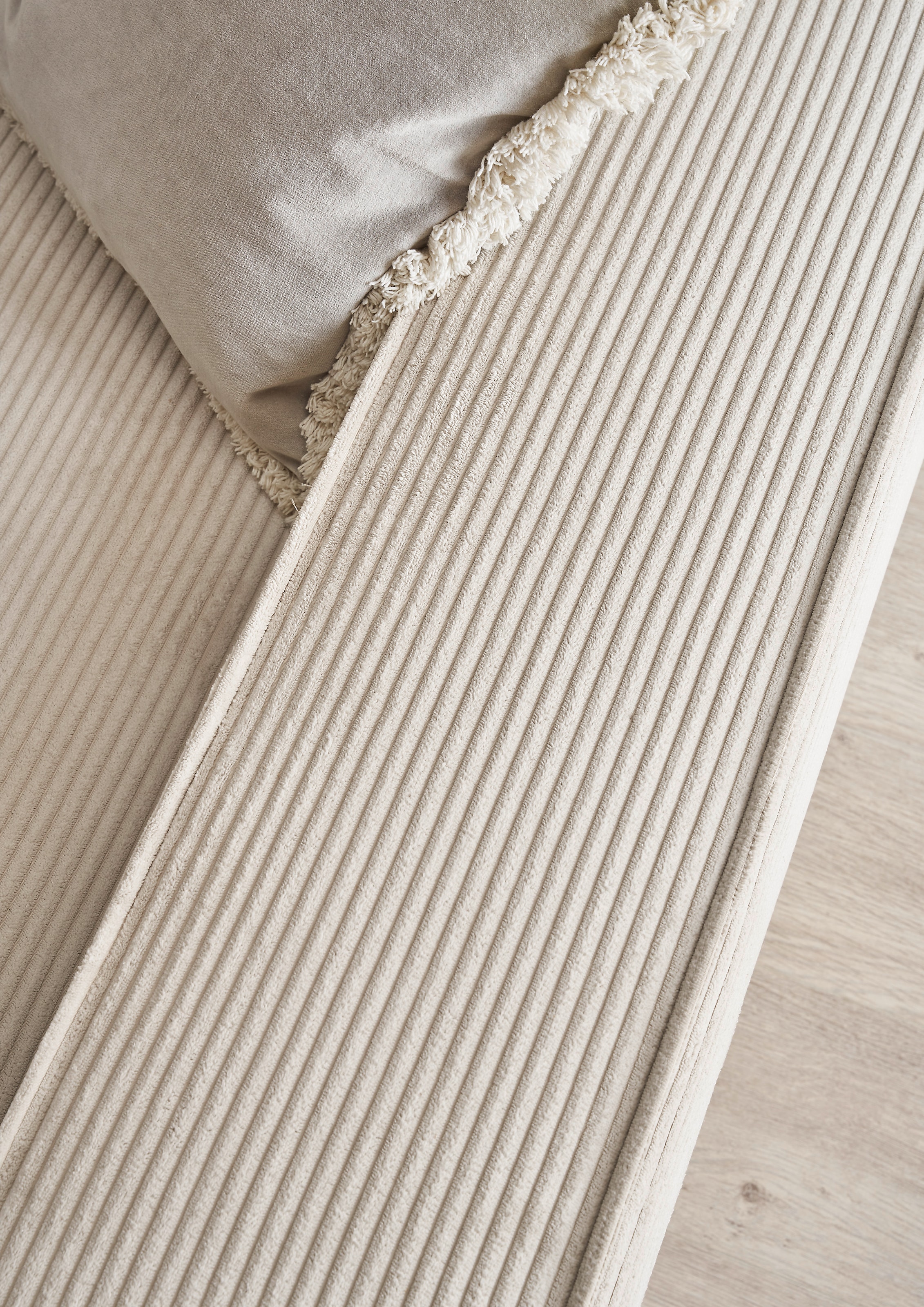 Home affaire Big-Sofa »NEU: SHERWOOD XXL, Big-Sofa (316cm), extra tiefe Sitzfläche 95 cm«, bequemer Sitzkomfort, Cord u. Leinenoptik, Kedernaht