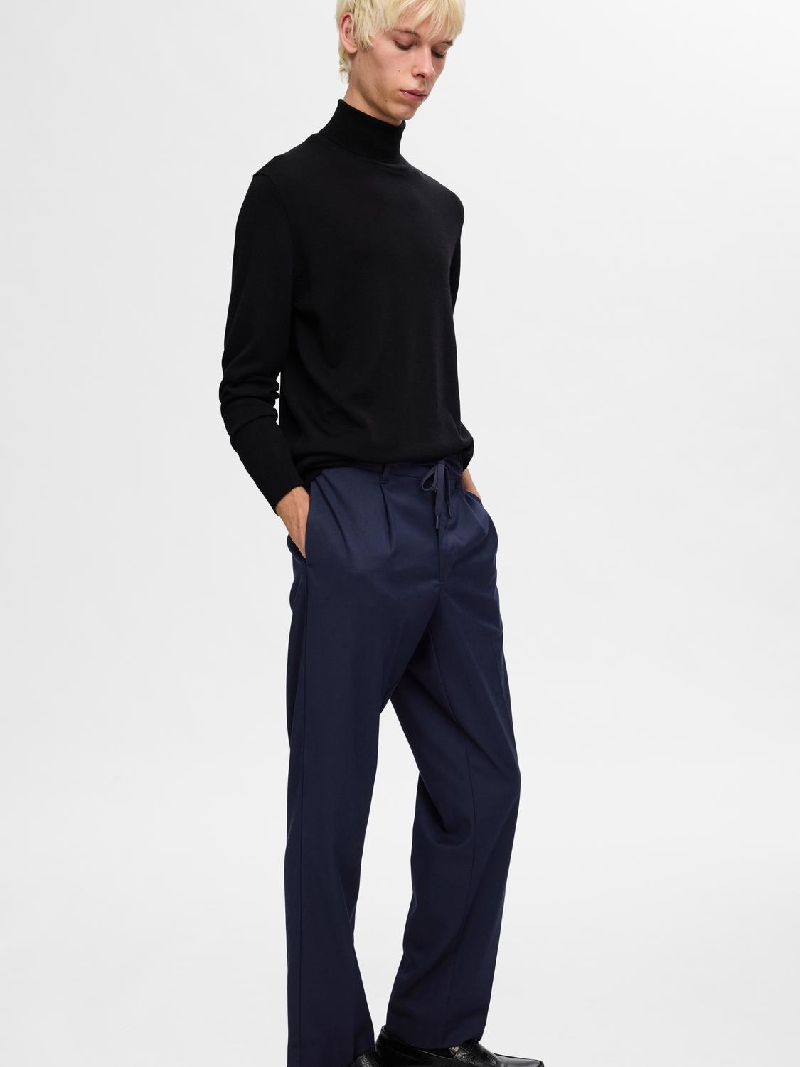 SELECTED HOMME Chinohose »SLH190-REG TAPERED LEROY PLEAT PANT NOOS«