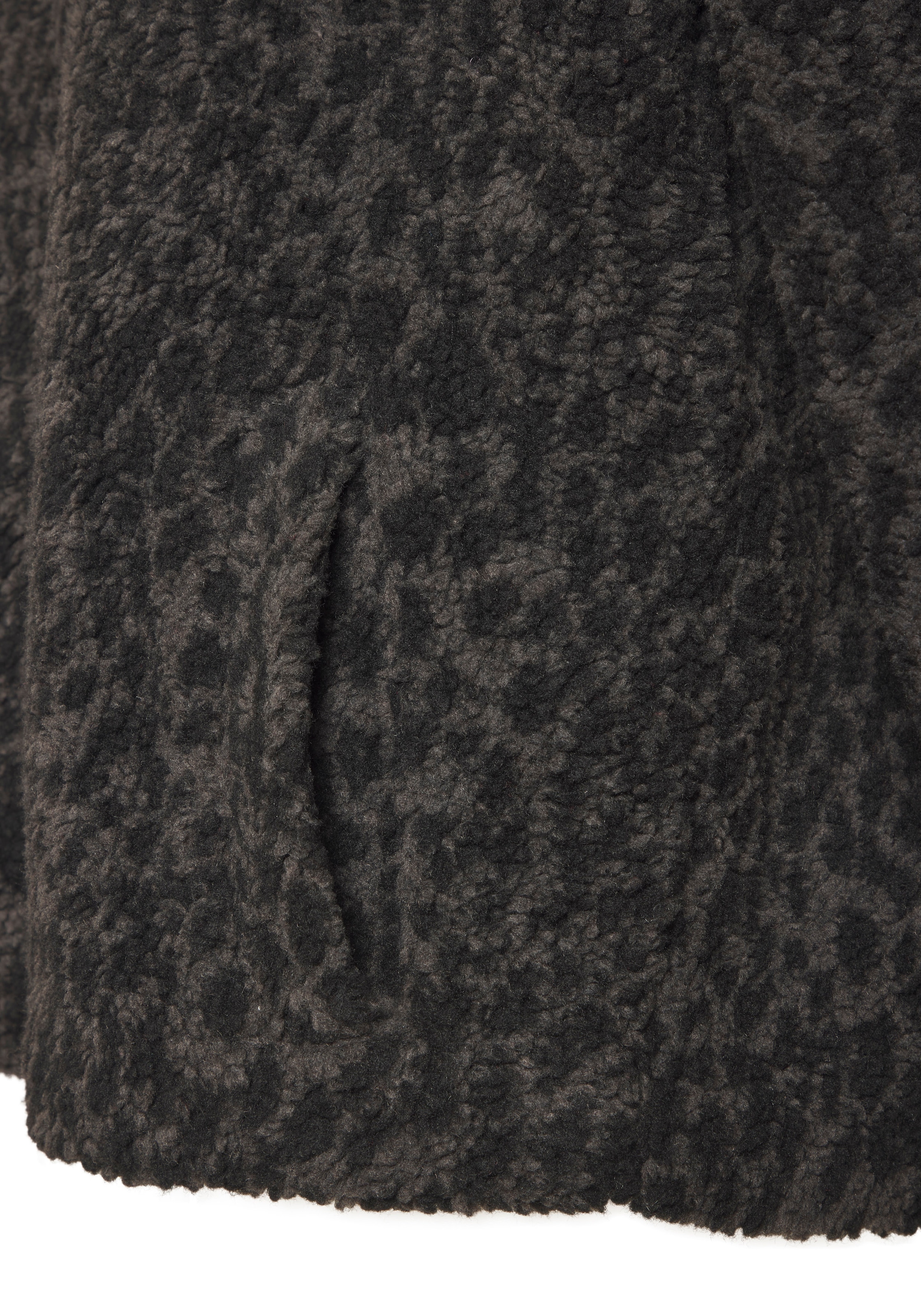 LASCANA Fleecejacke mit elegantem Leo-Muster