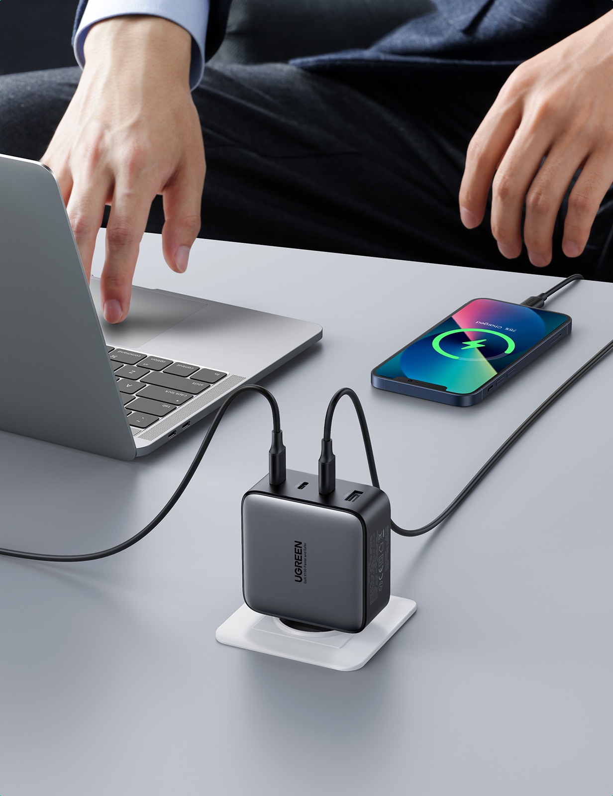 UGREEN Schnelllade-Gerät »USB-A+3xUSB-C 100W GaN Tech Fast Wall Charger CD226«, (1 St.)
