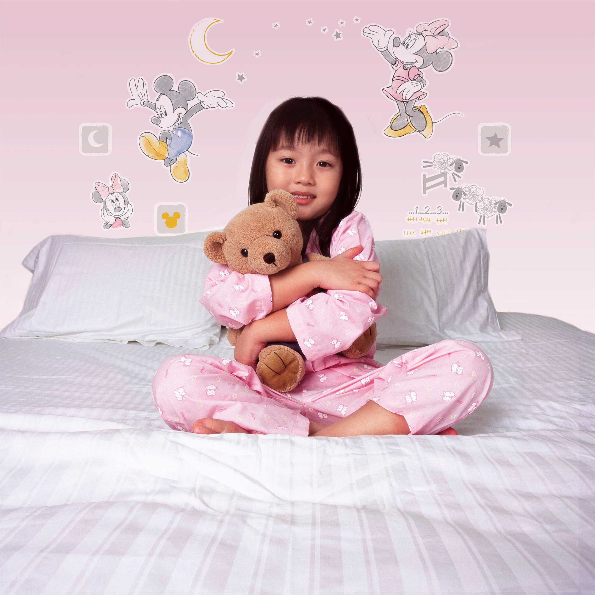 Komar Wandtattoo »Mickey Counting Sheeps - Größe 50 x 70 cm« selbstklebend, Wandsticker, Kinderzimmer