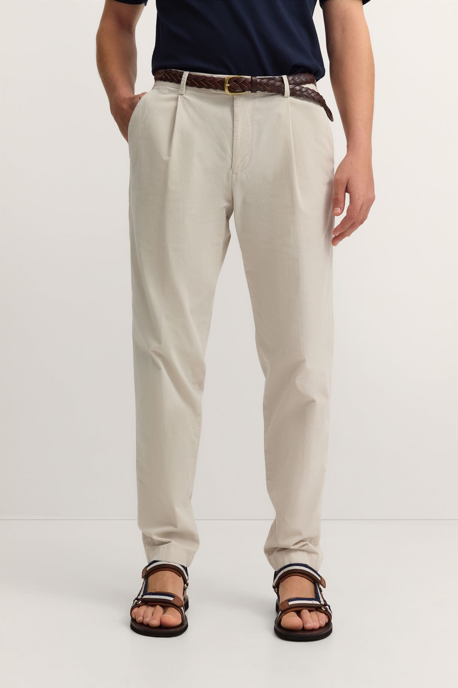 bugatti Bundfaltenhose »Tapered Fit«  aus Luxury Pima Cotton Feincord
