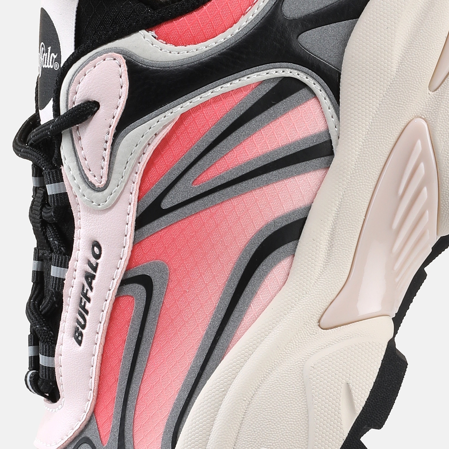 Buffalo Plateausneaker »CLAW«  Chunky-Sneaker, Freizeitschuh in cooler Streetwear-Optik