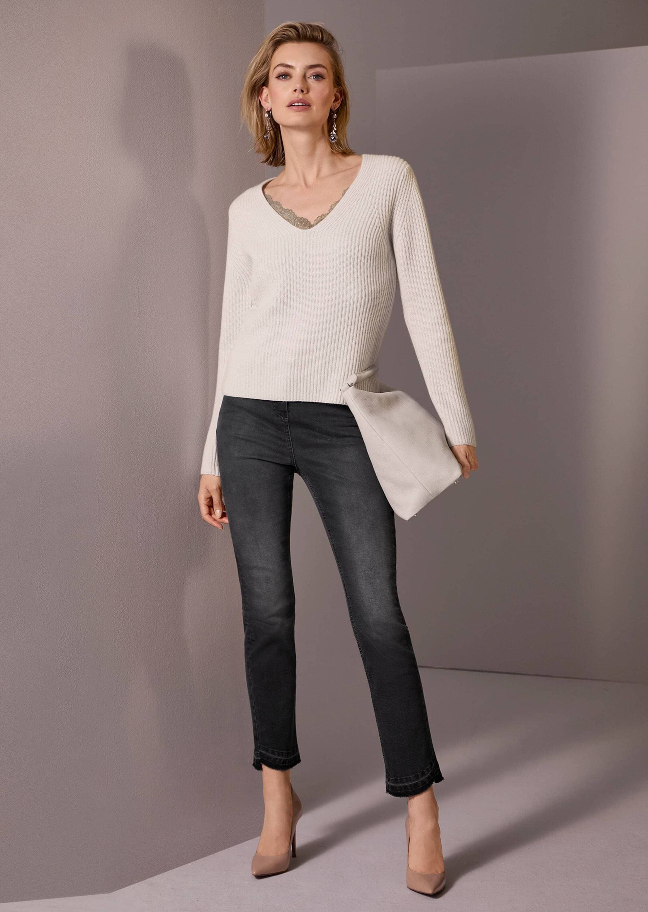 MADELEINE Regular-fit-Jeans »Jeans Five-Pocket-Hose mit schrägem Beinsaum«