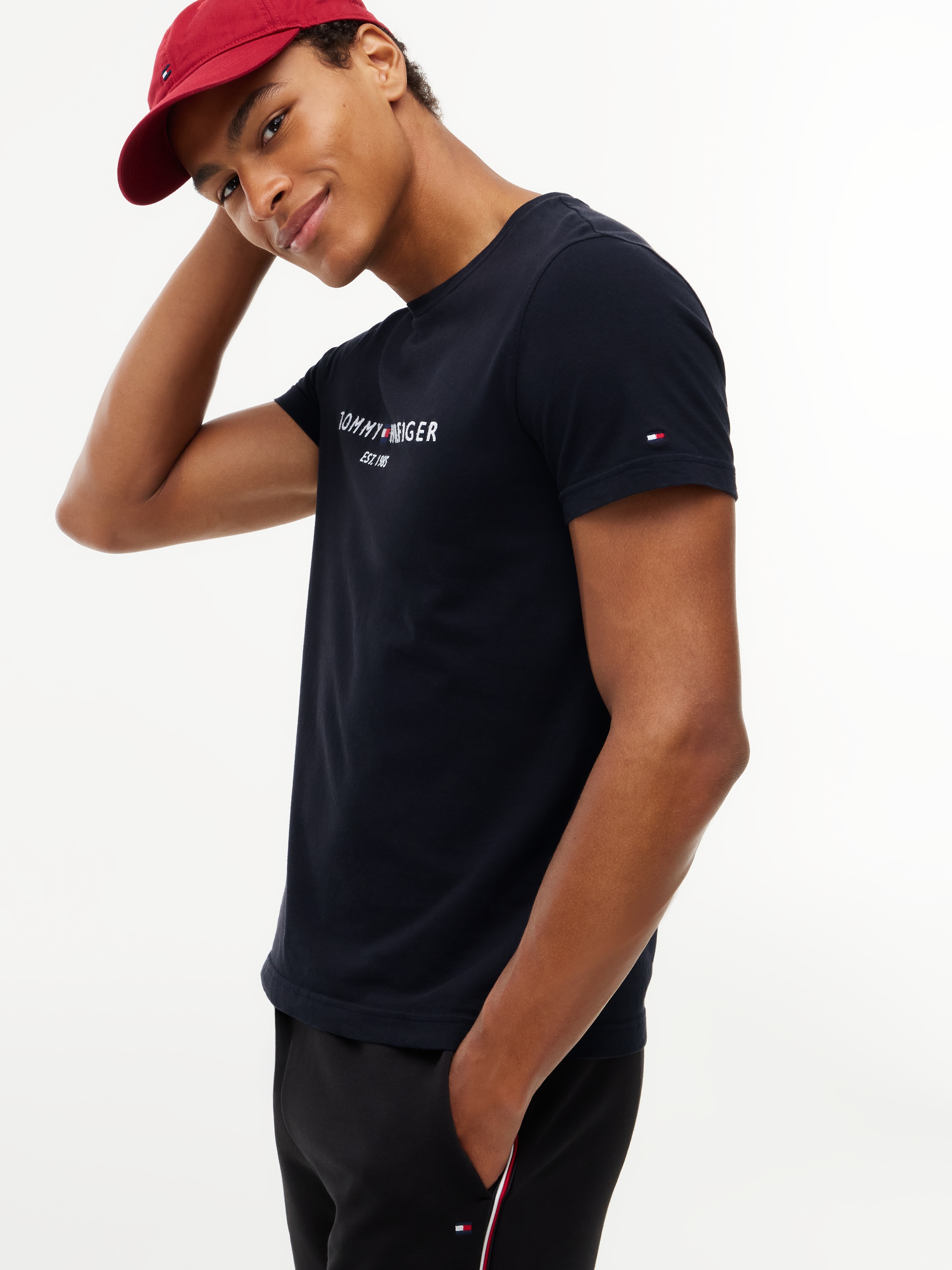 Tommy Hilfiger T-Shirt »TOMMY FLAG HILFIGER TEE« aus Bio-Baumwolle, Regular Fit