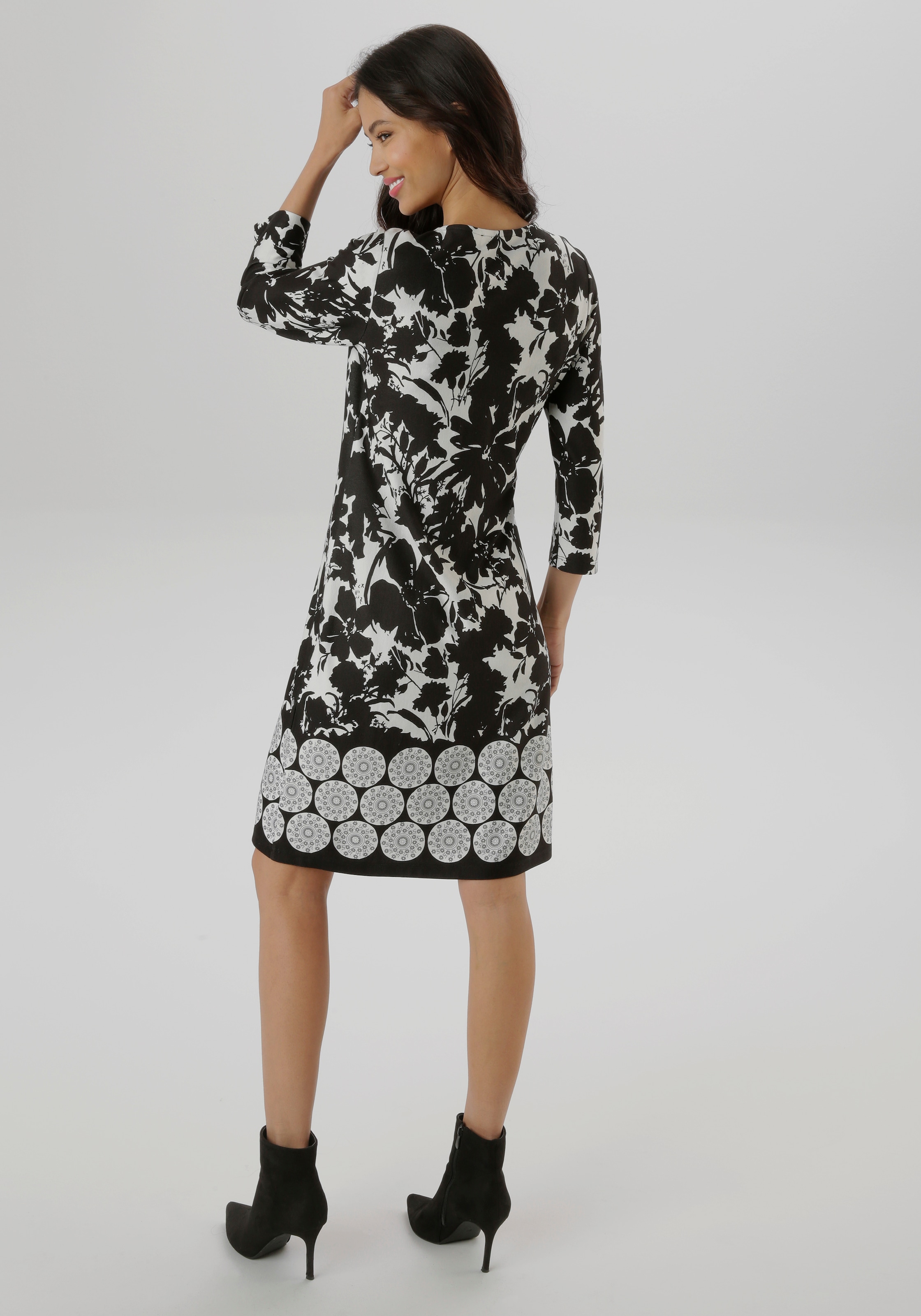 Aniston SELECTED Jerseykleid, mit fantasievollem, floralem Druck - NEUE KOLLEKTION
