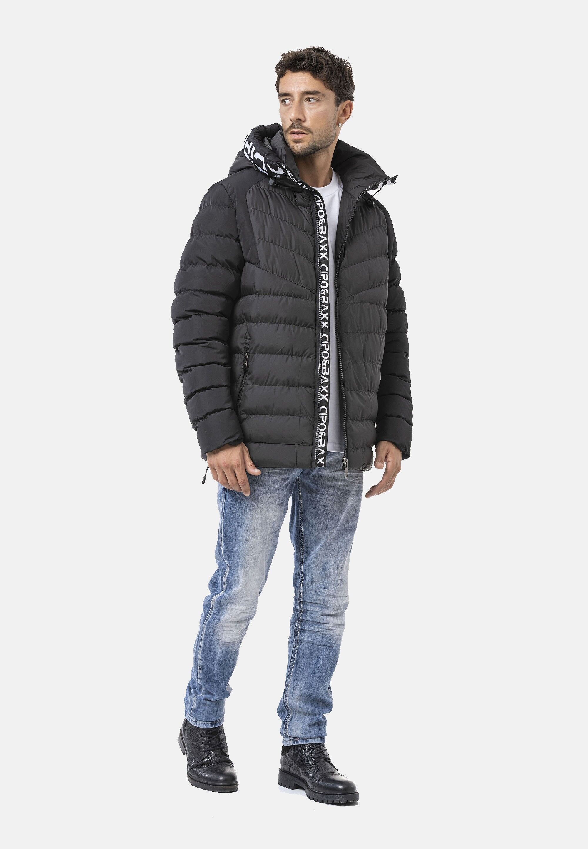 Cipo & Baxx Winterjacke »Cipo & Baxx Winterjacke CM185« mit Kapuze mit markanter Marken-Zipperleiste