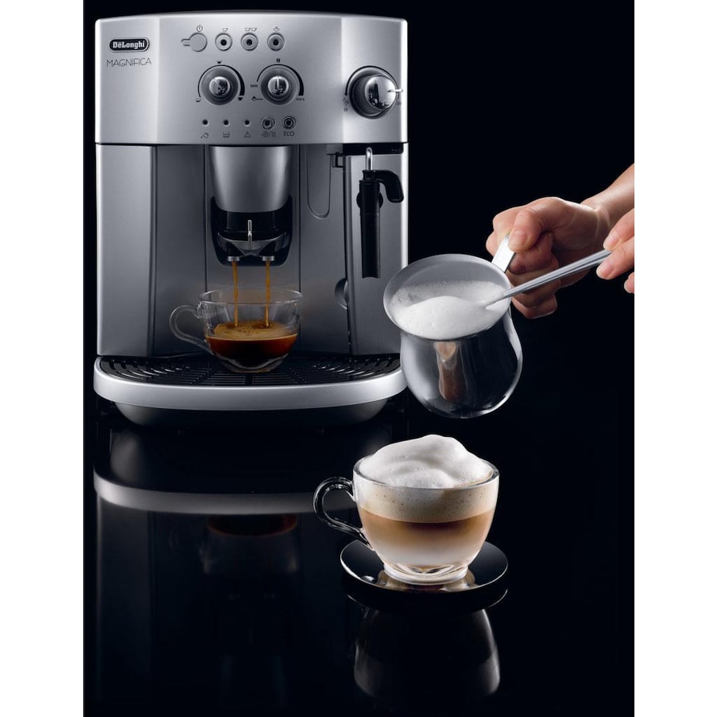 De'Longhi Kaffeevollautomat »Magnifica ESAM 4008.S«