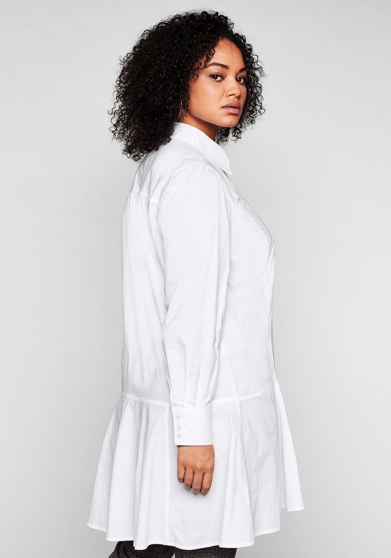 Sheego Longbluse »Longbluse mit ausgestelltem Saum«