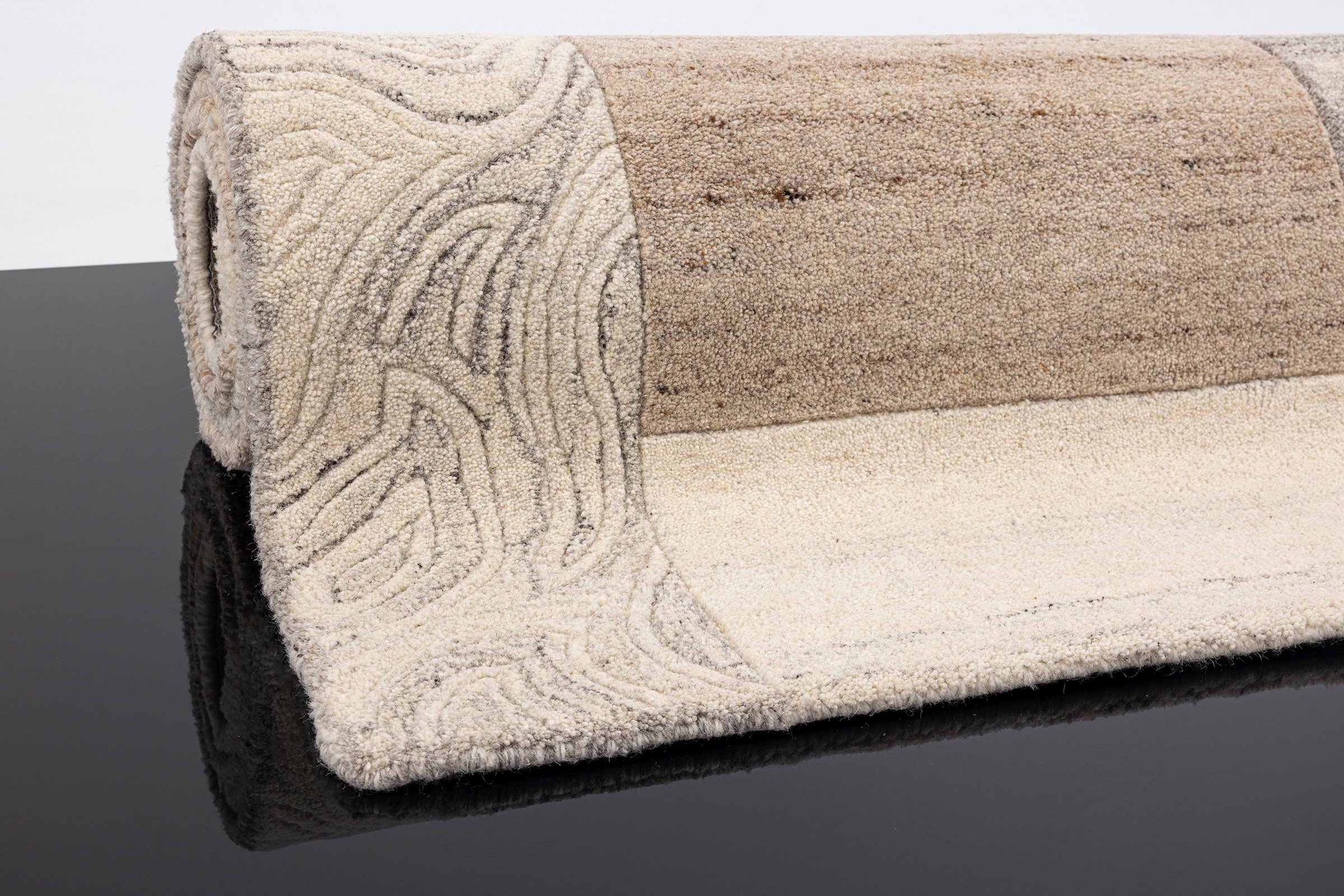 THEKO Wollteppich »Lola, Wolle, handgearbeitet, Patchwork Design, handgetuftet«, rechteckig, 12 mm Höhe, Wohnzimmer, Schlafzimmer, Esszimmer, auch als Läufer und rund