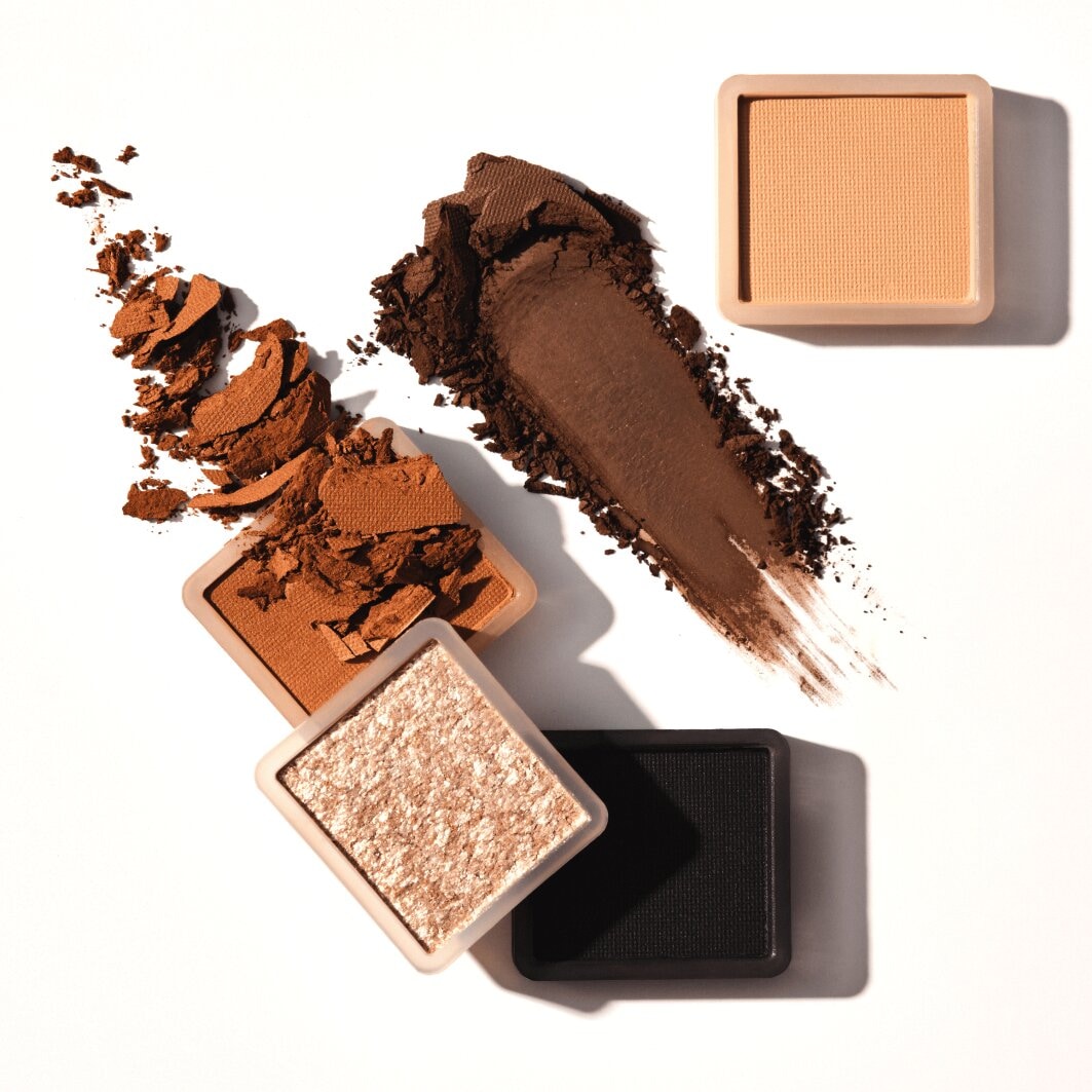 Catrice Lidschatten-Palette »Tiny Treasures Eyeshadow Palette«, Matt, schimmernd und metallisch, kompakt und reisefreundlich, vegan.