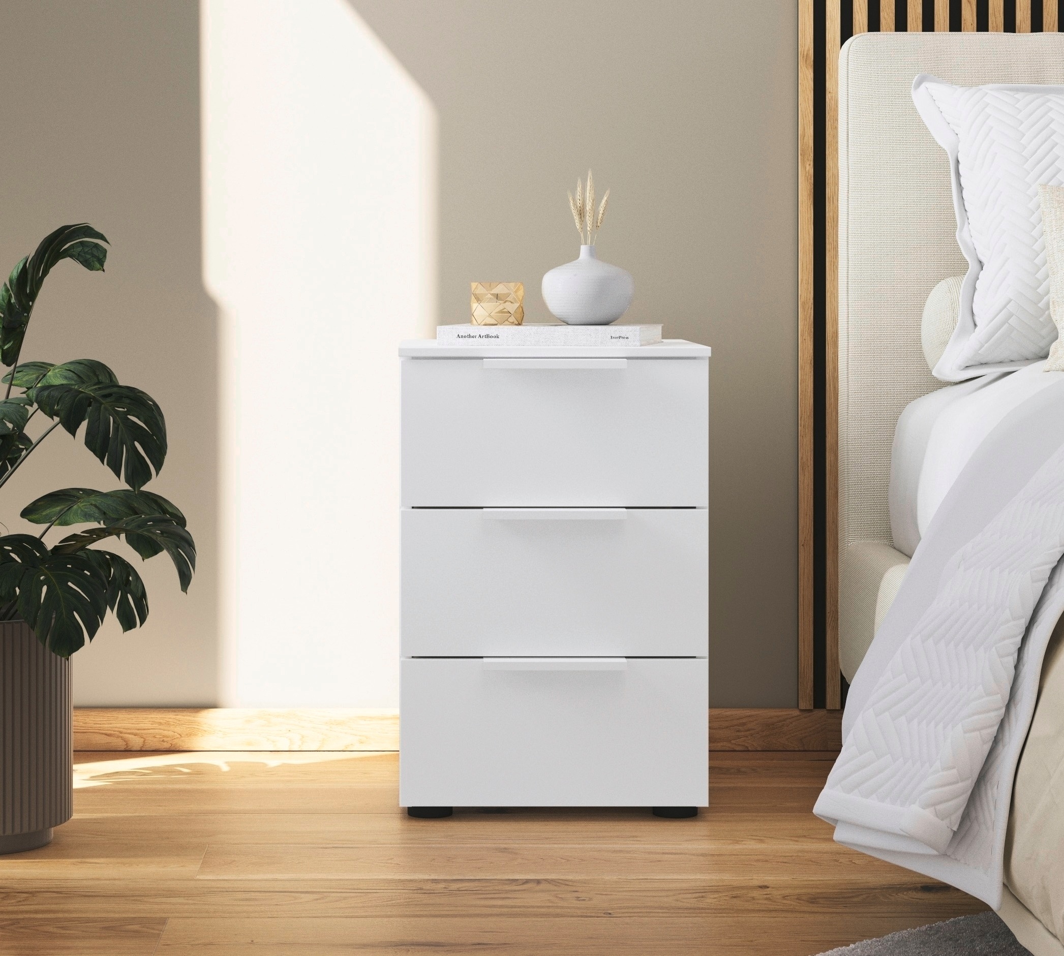 rauch Nachtkommode »Nachttisch Nachtschrank Nachtkonsole FLIPP«, (Breite 40 cm), mit 3 Schubladen und Soft-Close-Funktion