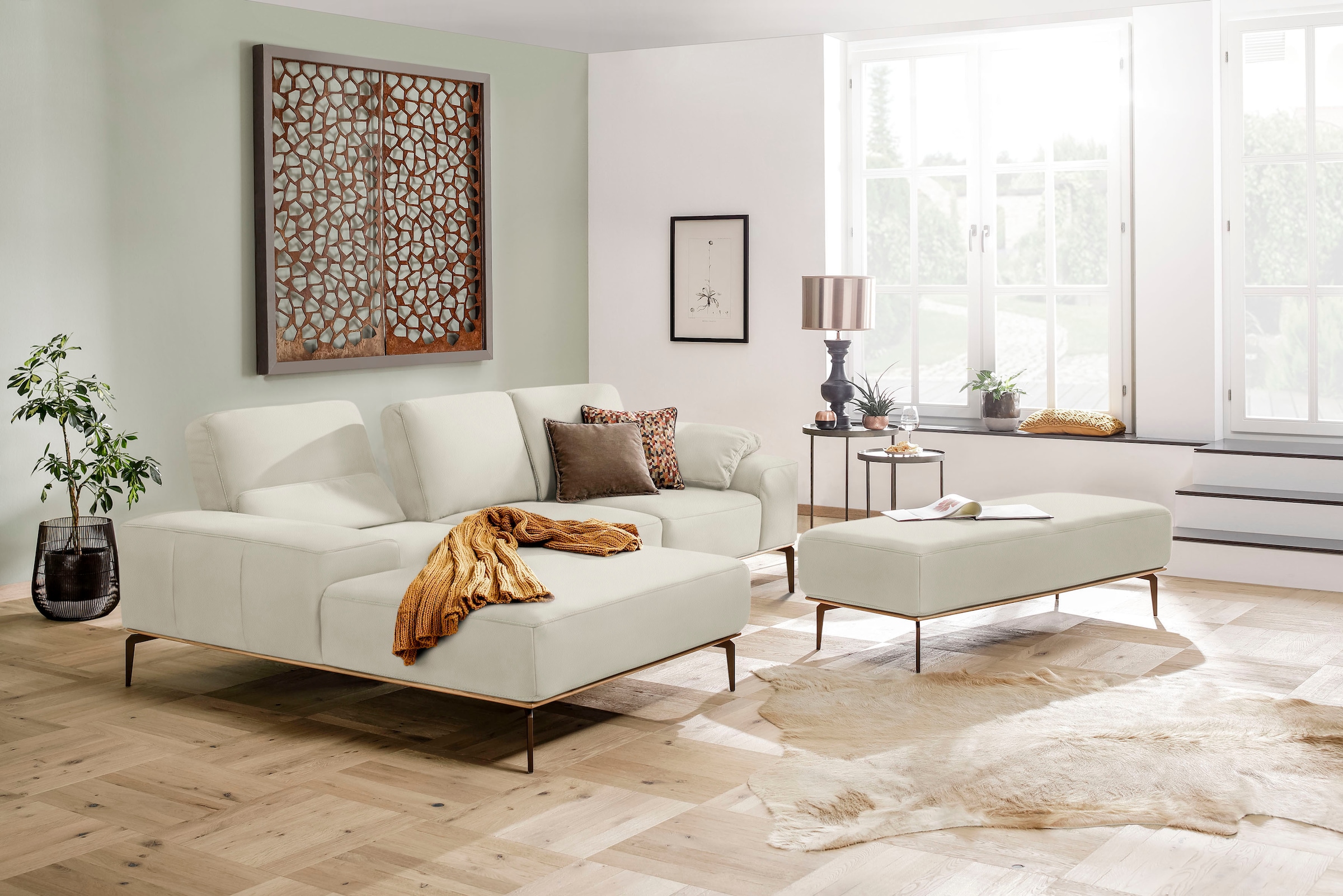 W.SCHILLIG Ecksofa »run, Designsofa mit tollem Sitzkomfort, bequem, L-Form«, mit Holzsockel, Füße in Bronze pulverbeschichtet, Breite 279 cm