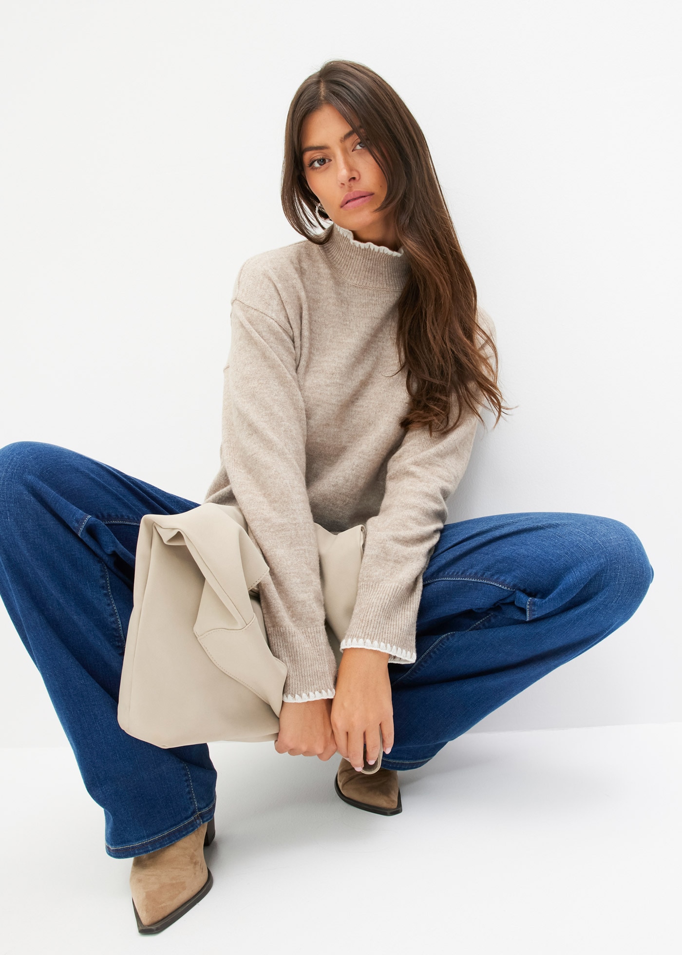 bonprix Strickpullover aus Polyester, Polyacryl, Wolle und Elasthan, mit Stehkragen