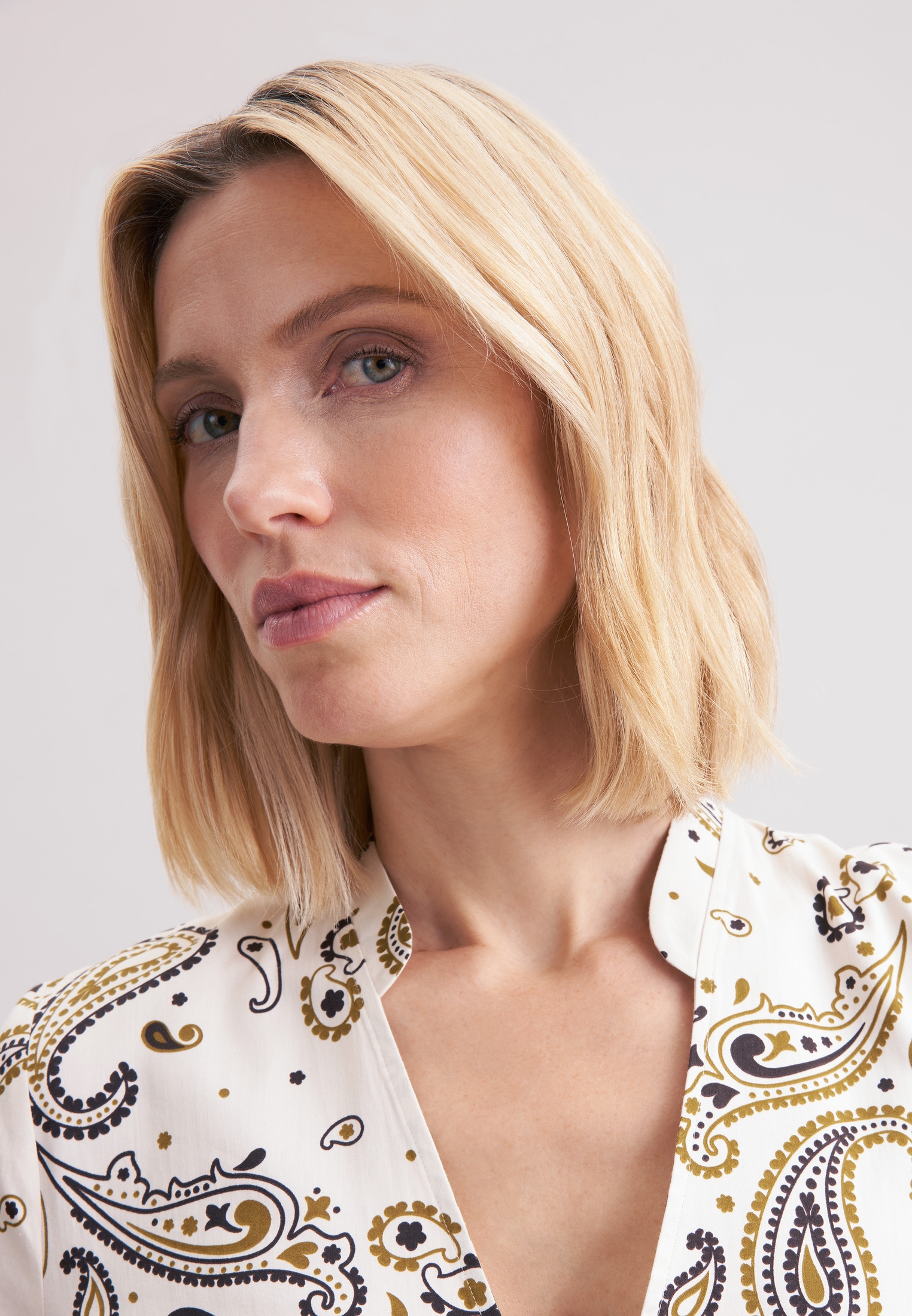 seidensticker Sommerkleid, V-Neck Paisley