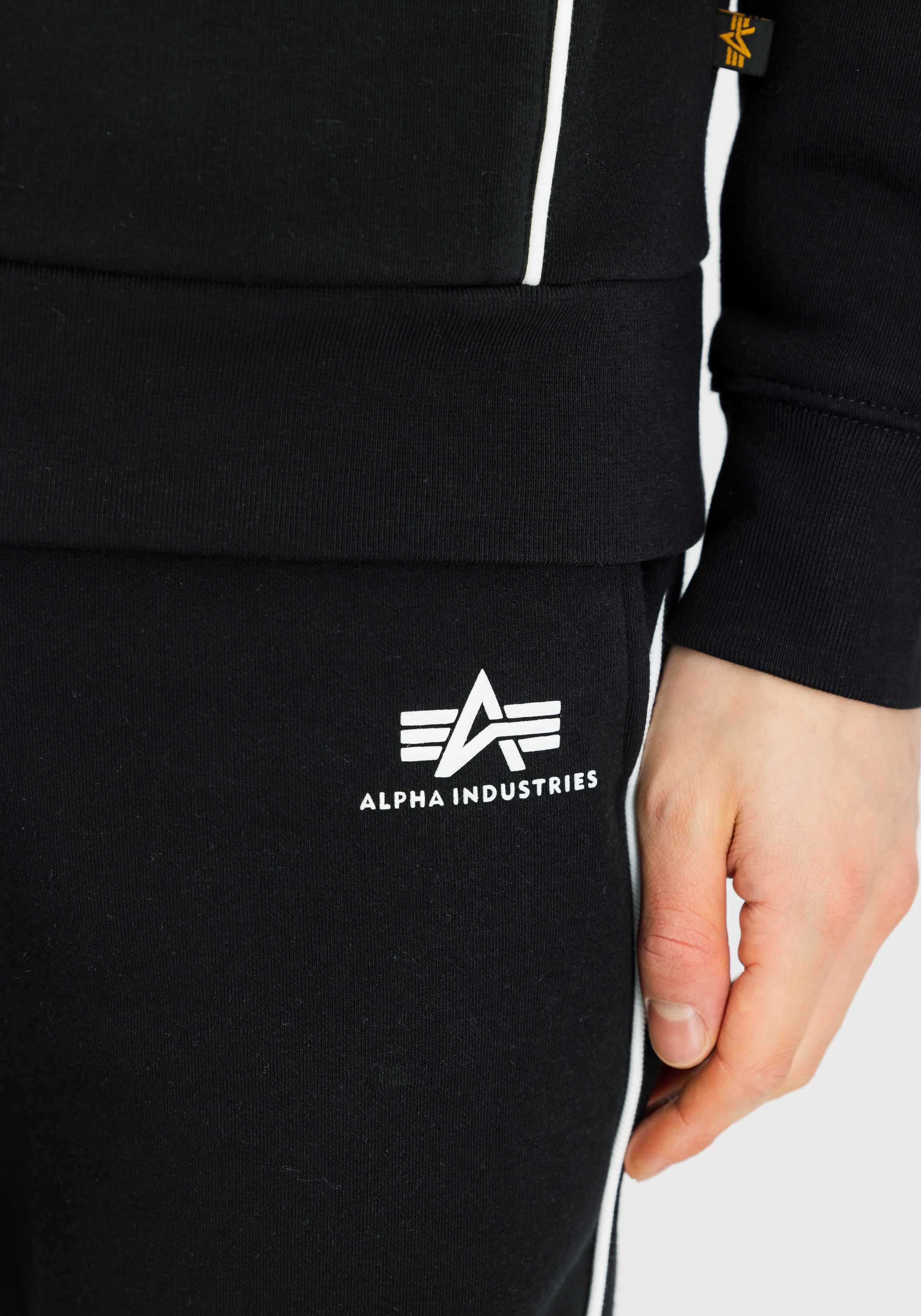 Alpha Industries Jogginghose »Alpha Industries Men - Jogger Track Jogger Small Logo«