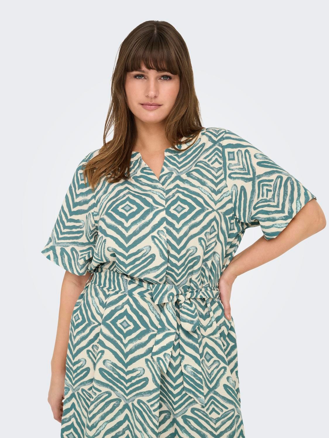 ONLY CARMAKOMA Sommerkleid »CARSHILLA 2/4 KNEE DRESS VIS AOP BS«