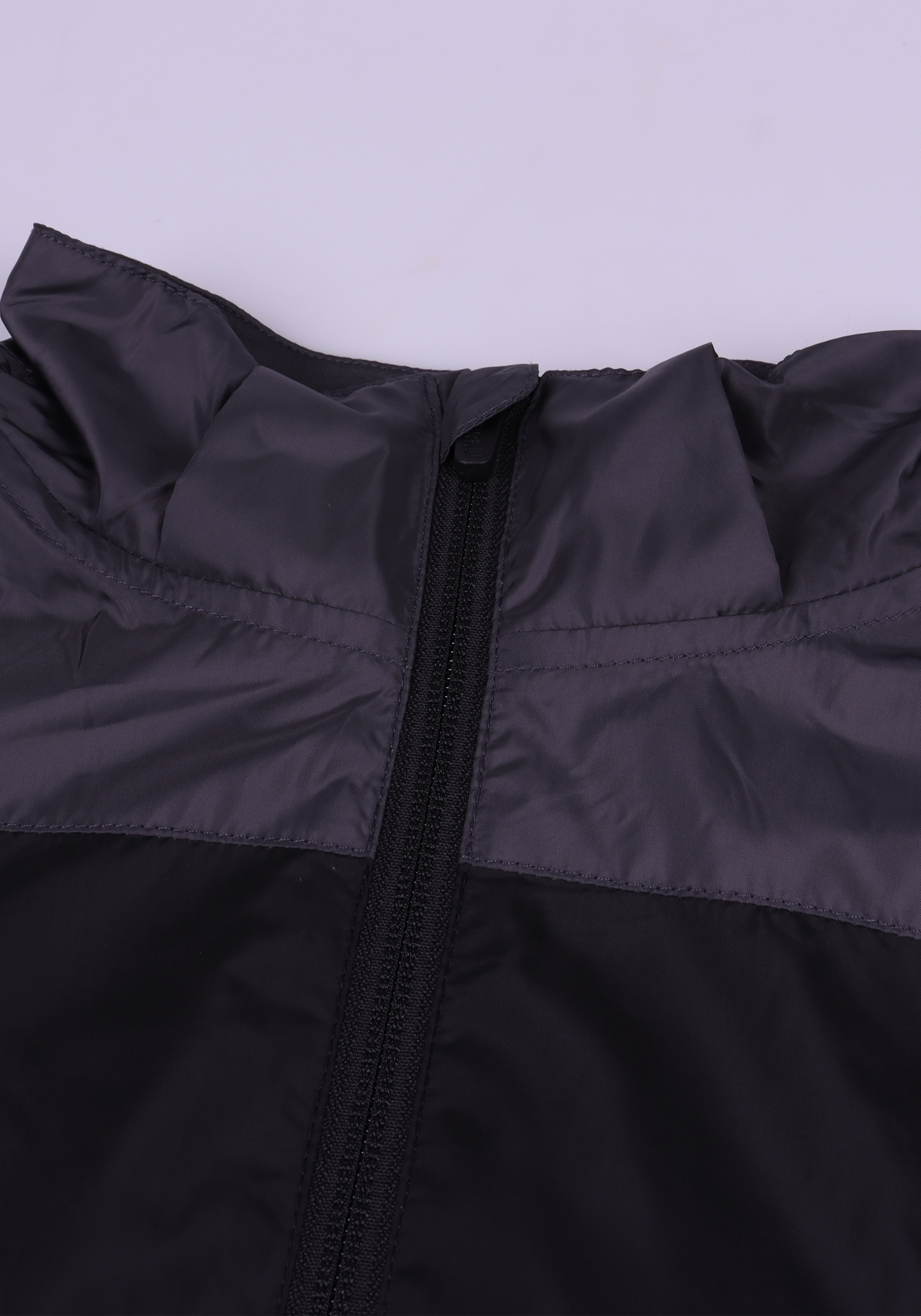 Capelli Sport Funktionsjacke, ohne Kapuze, mit Kontrastdetails