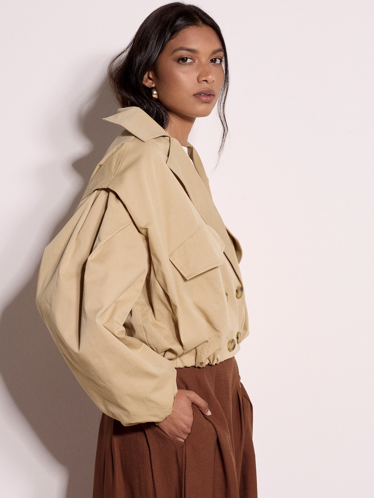 Apricot Kurzjacke »Kurzer Trenchcoat« mit auffälligen Knöpfen