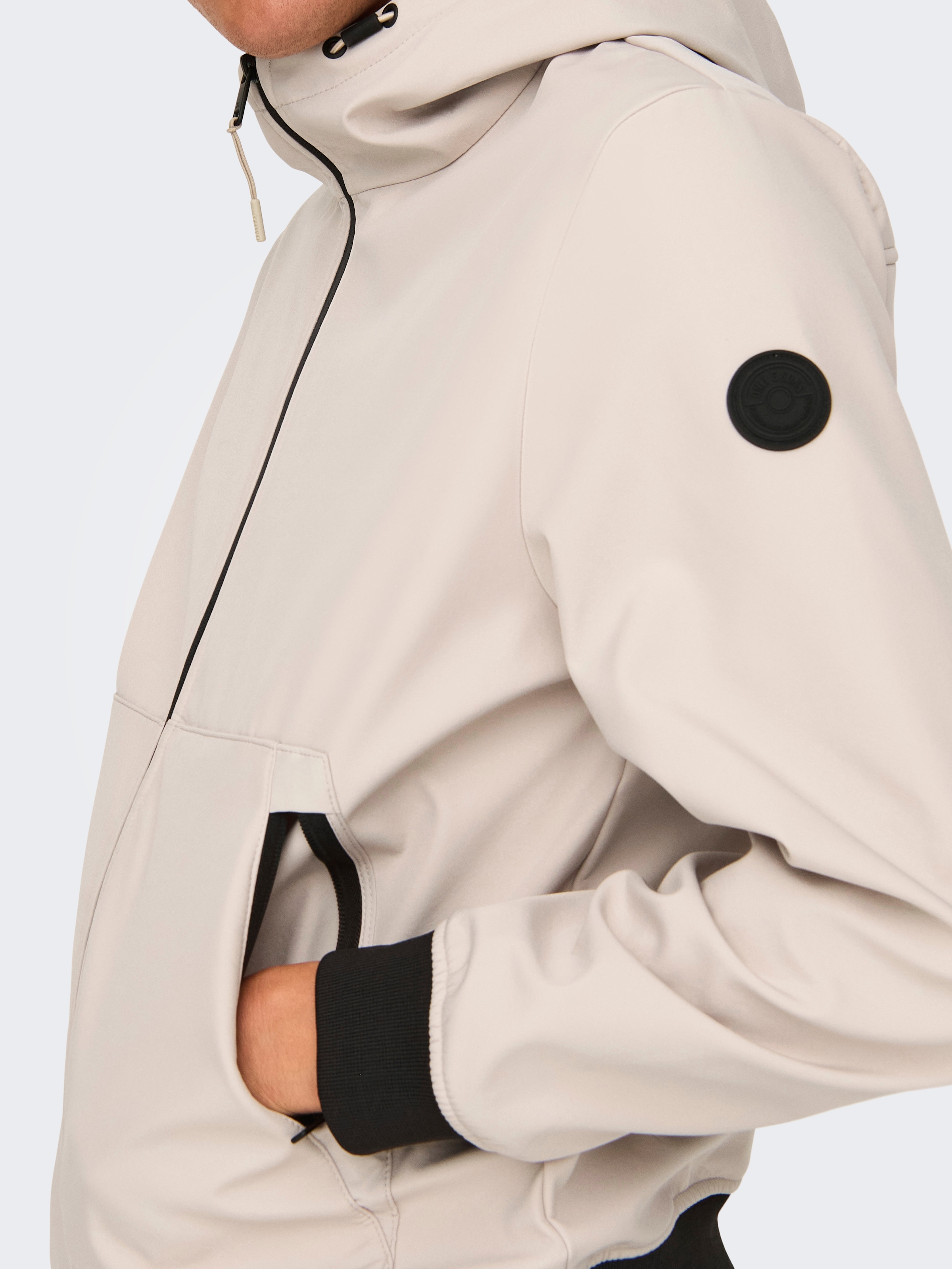 ONLY & SONS Softshelljacke »ONSBOWIE SOFTSHELL BOMBER NOOS« mit Kapuze