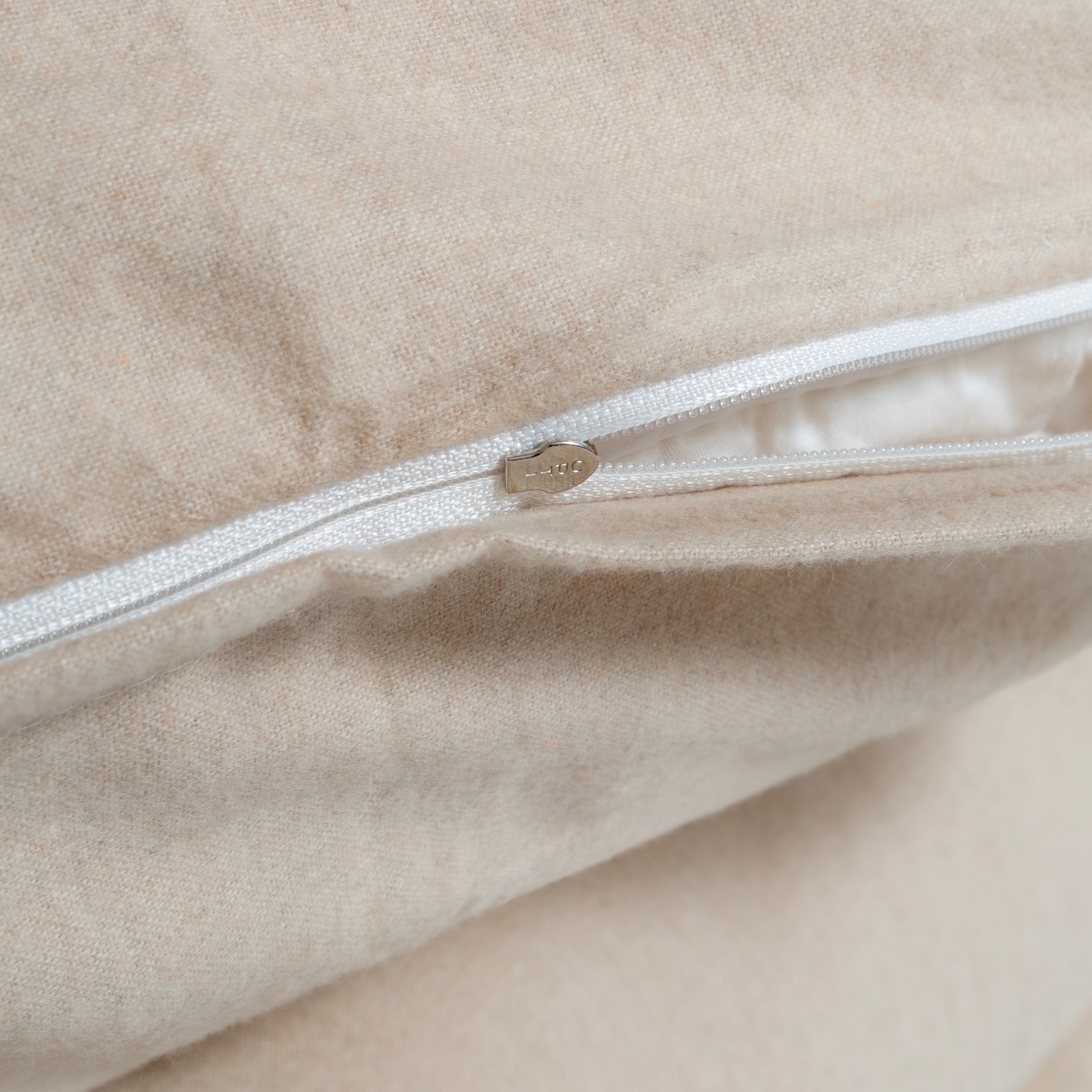Wolkenfeld Kissenbezug »Flanell Baumwolle Kopfkissenbezug - Premium Kissenbezug« Größe 80x80, 40x80 und 70x90 cm; versteckter Reißverschluss
