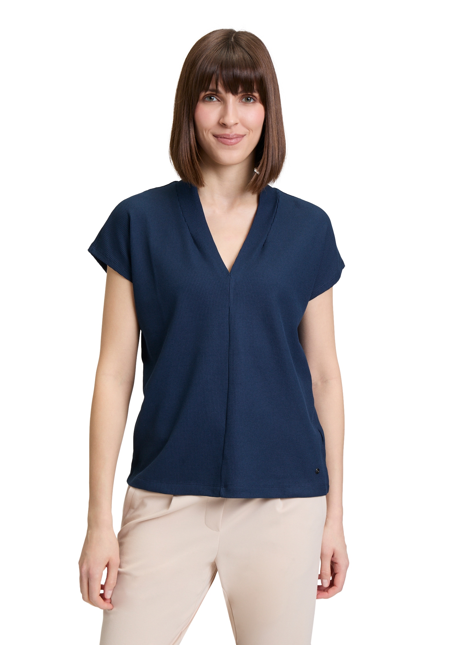 Betty&Co Kurzarmshirt »Casual-Shirt mit V-Ausschnitt«