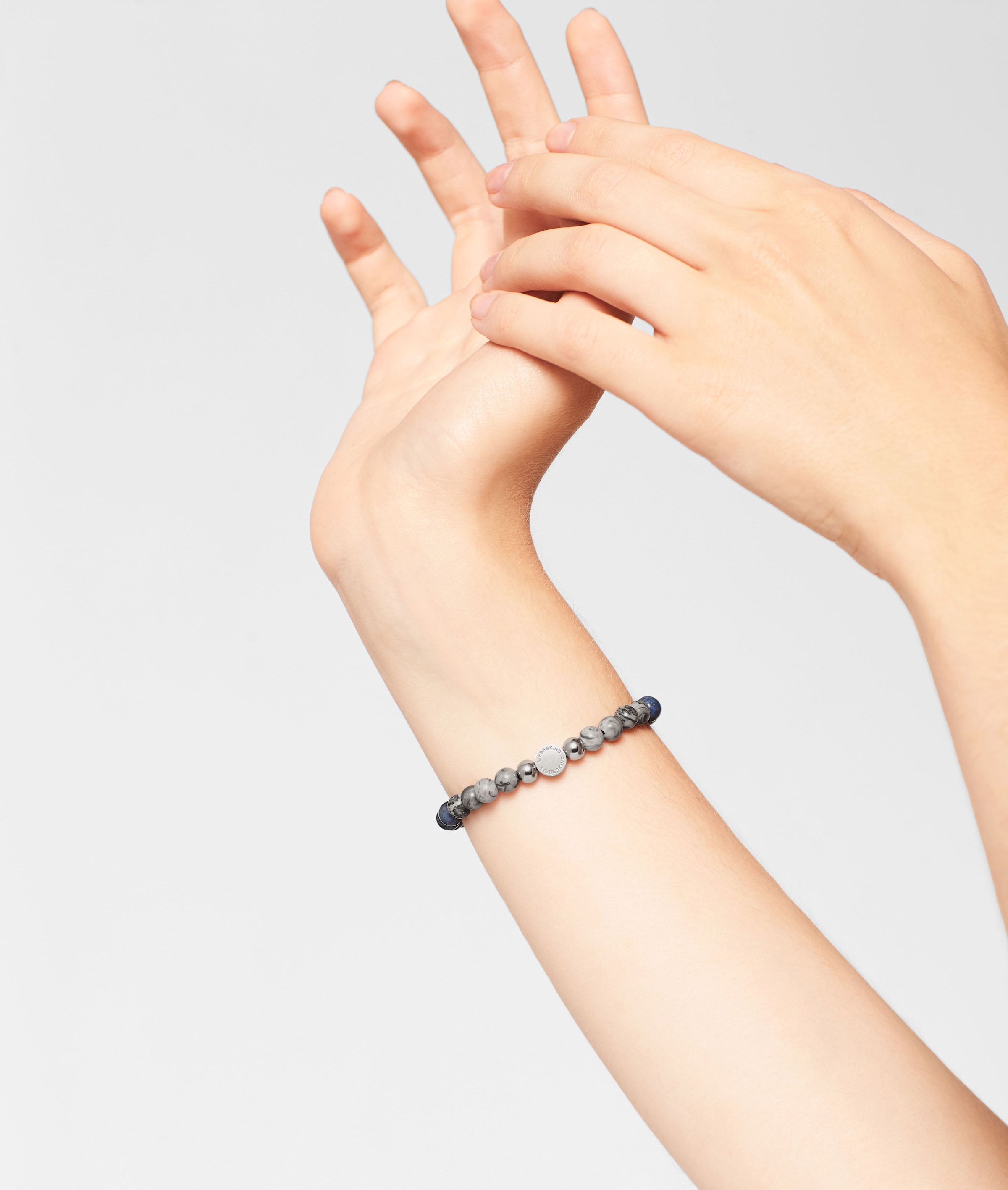 Liebeskind Berlin Armband »Schmuck Geschenk Armkette Zugarmband«, mit Edelsteinen