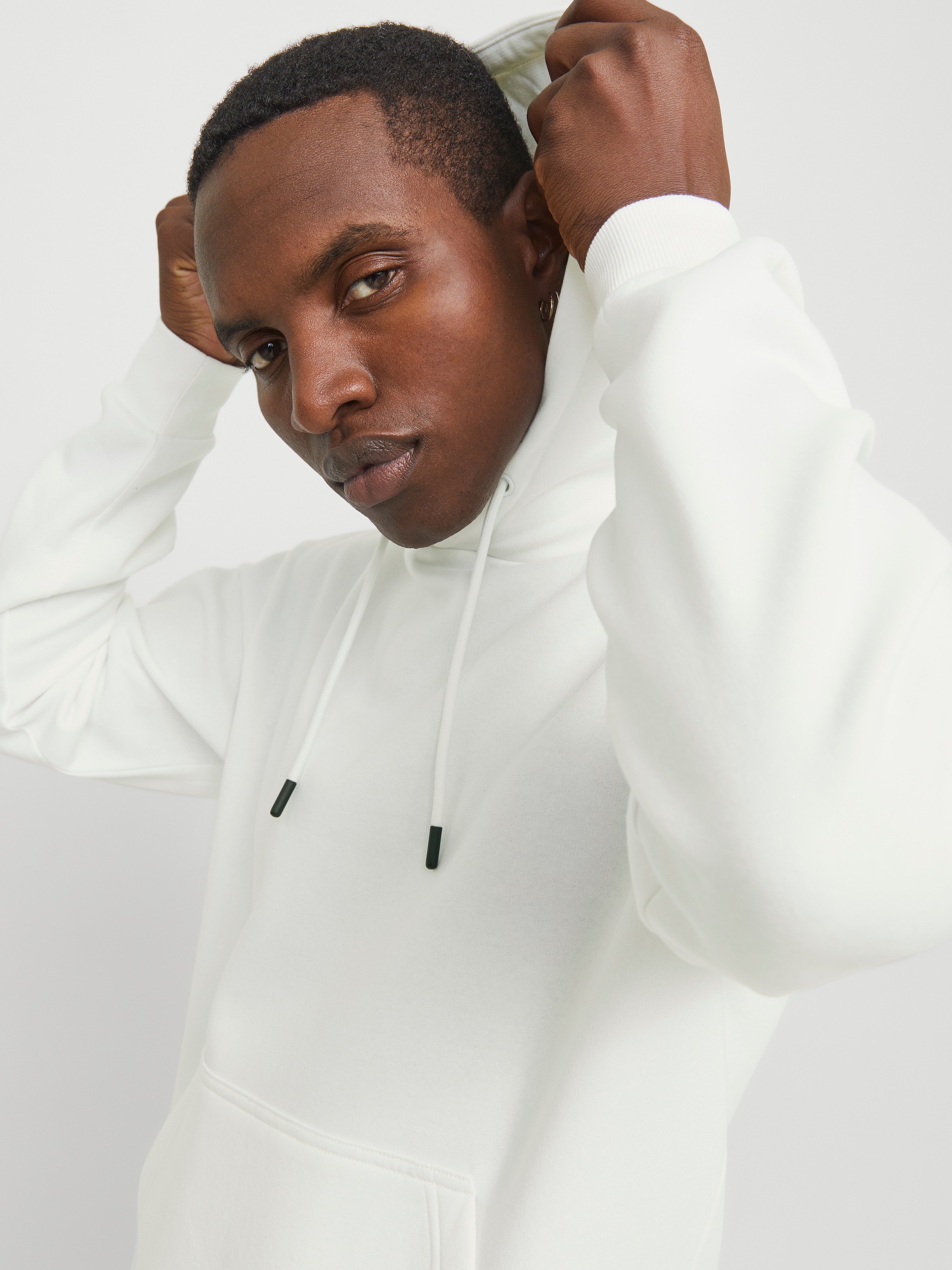 Jack & Jones Kapuzensweatshirt »JJEBRADLEY SWEAT HOOD NOOS«, mit Känguru Tasche