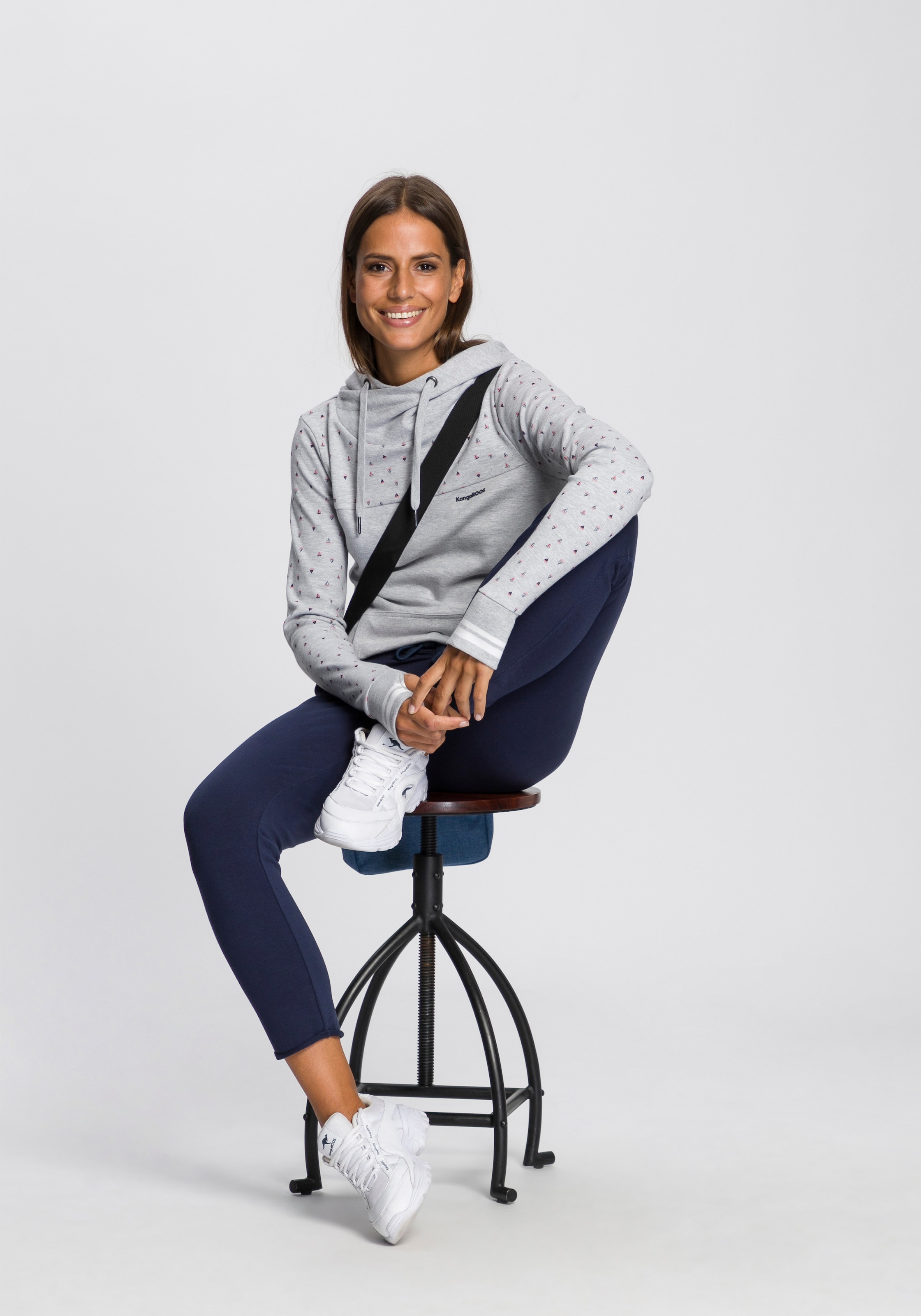 KangaROOS Jogginghose, in 7/8-Länge mit Logo-Druck