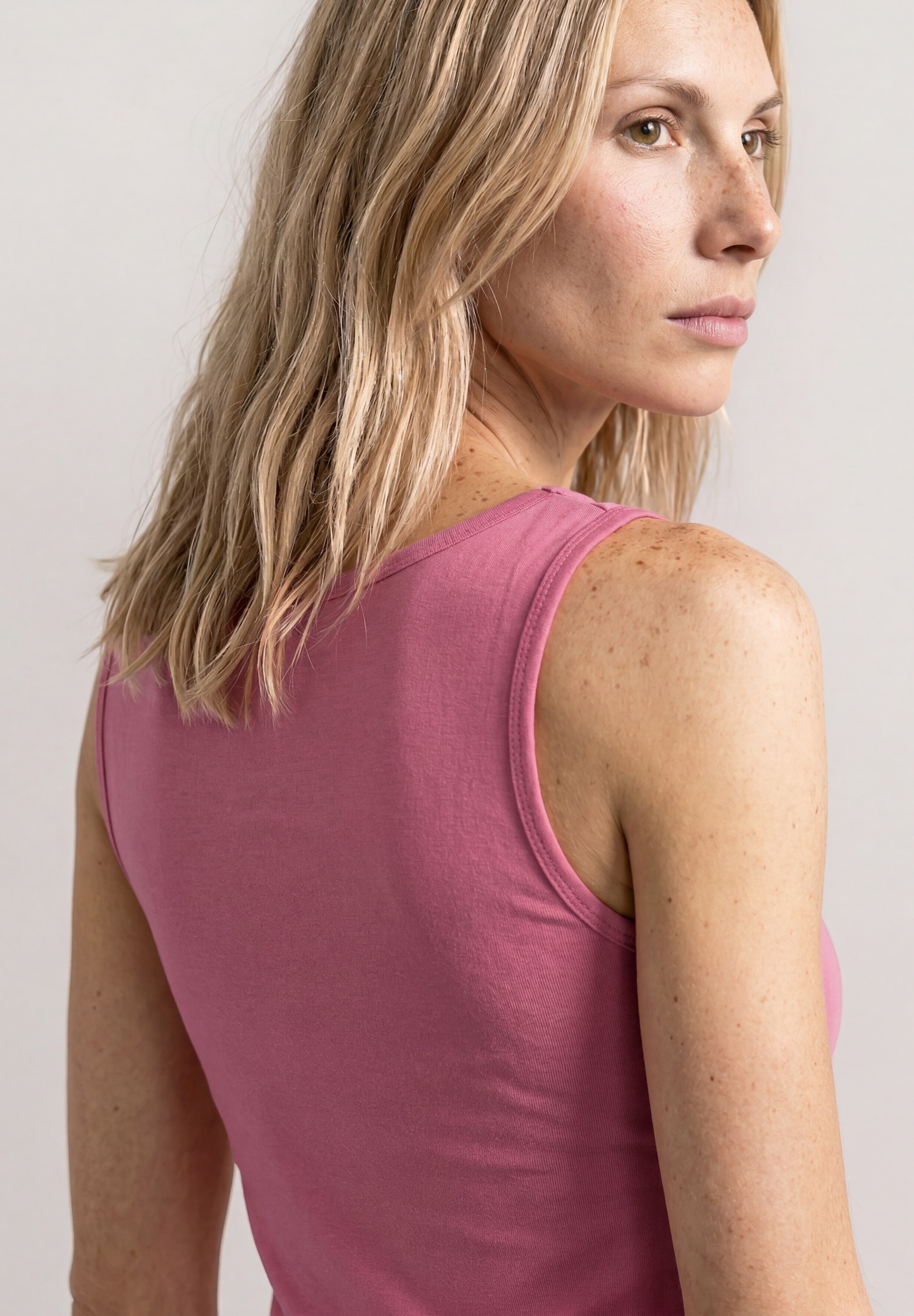 STREET ONE Tanktop »Style Anni« mit Stretchanteil