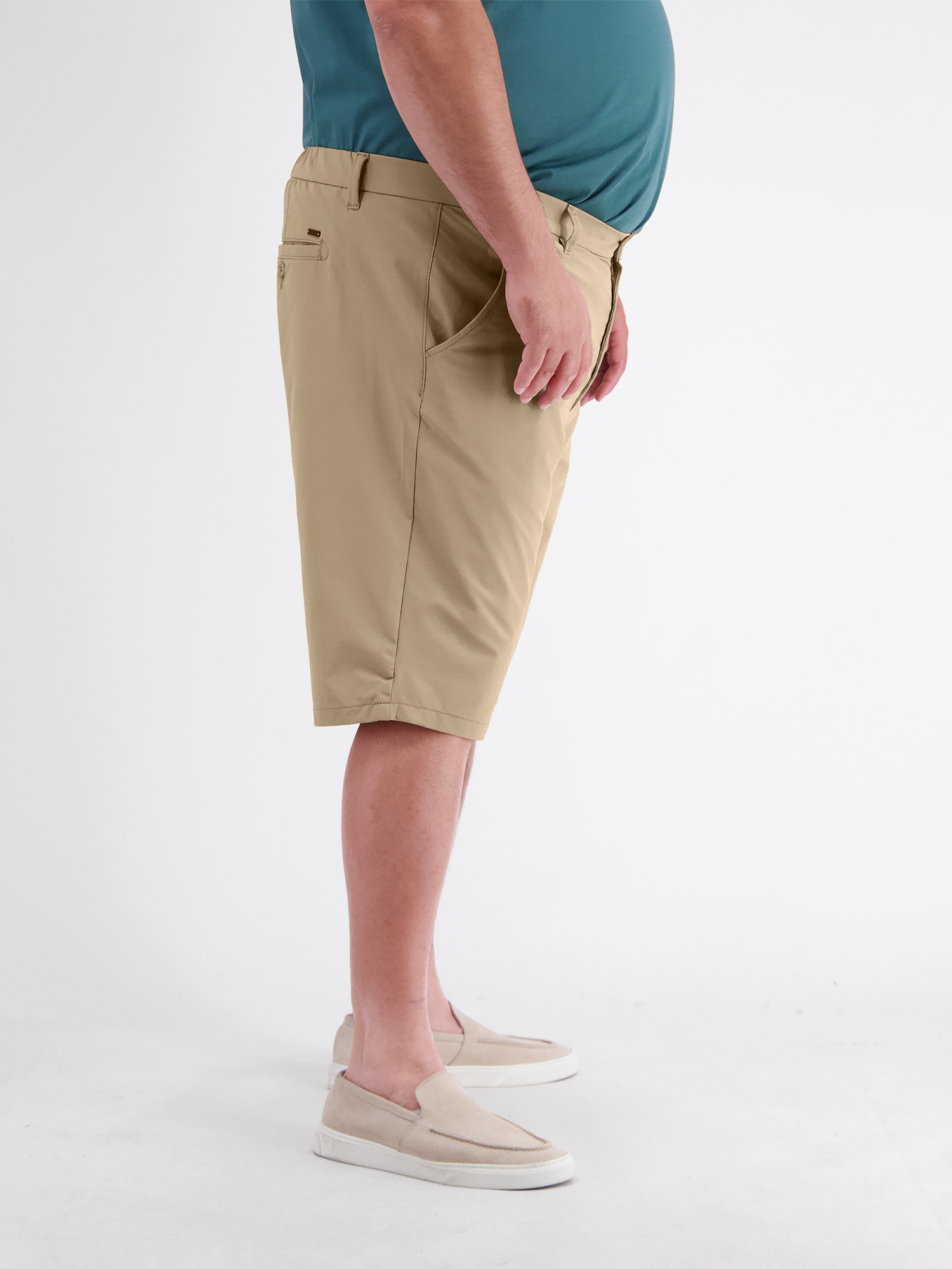 LERROS Chinoshorts »Sportliche Chino-Shorts aus Nylon-Mix in großen Größen«