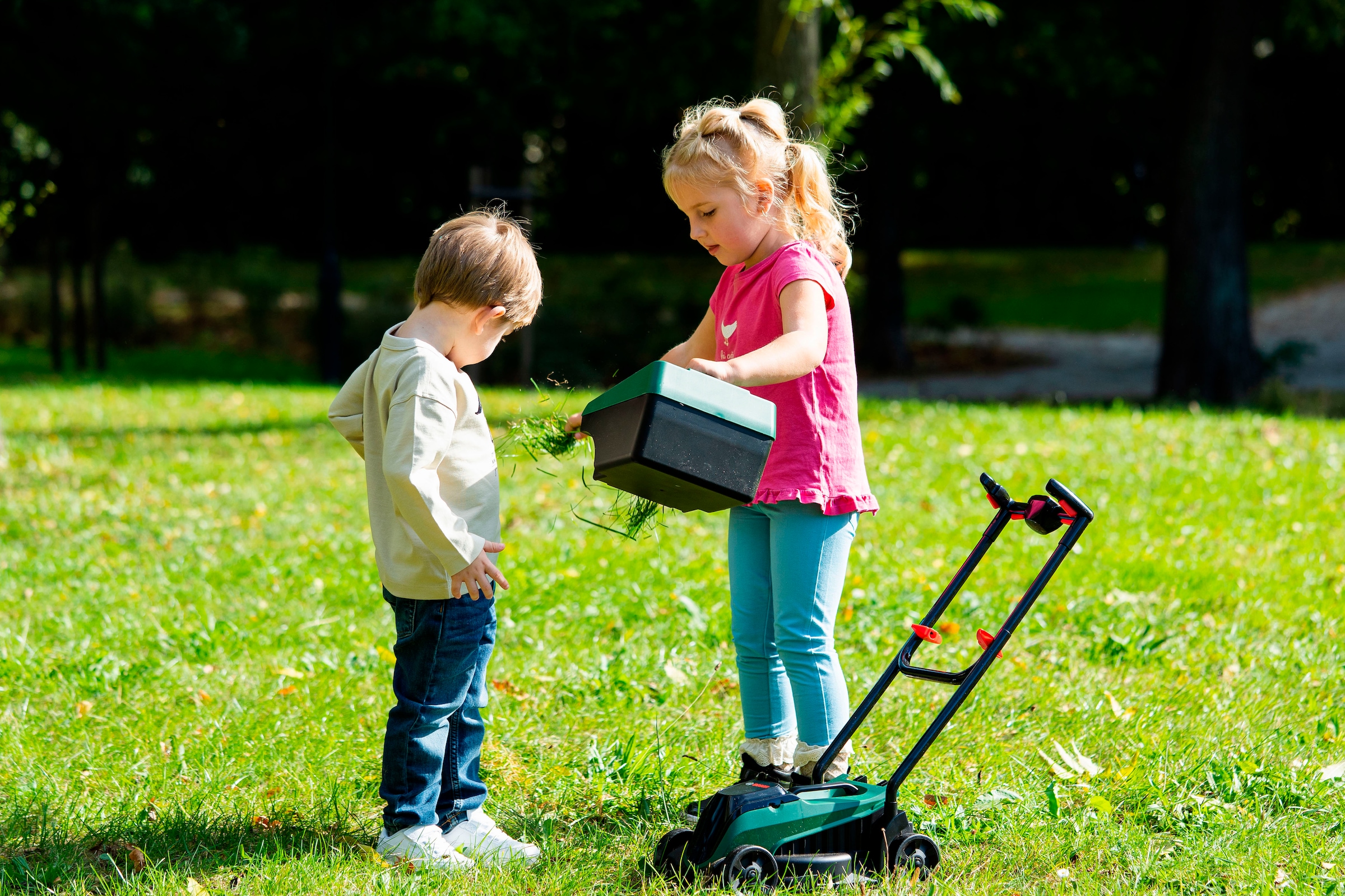 Klein Kinder-Rasenmäher »Bosch mini, Rotak II«, Made in Germany