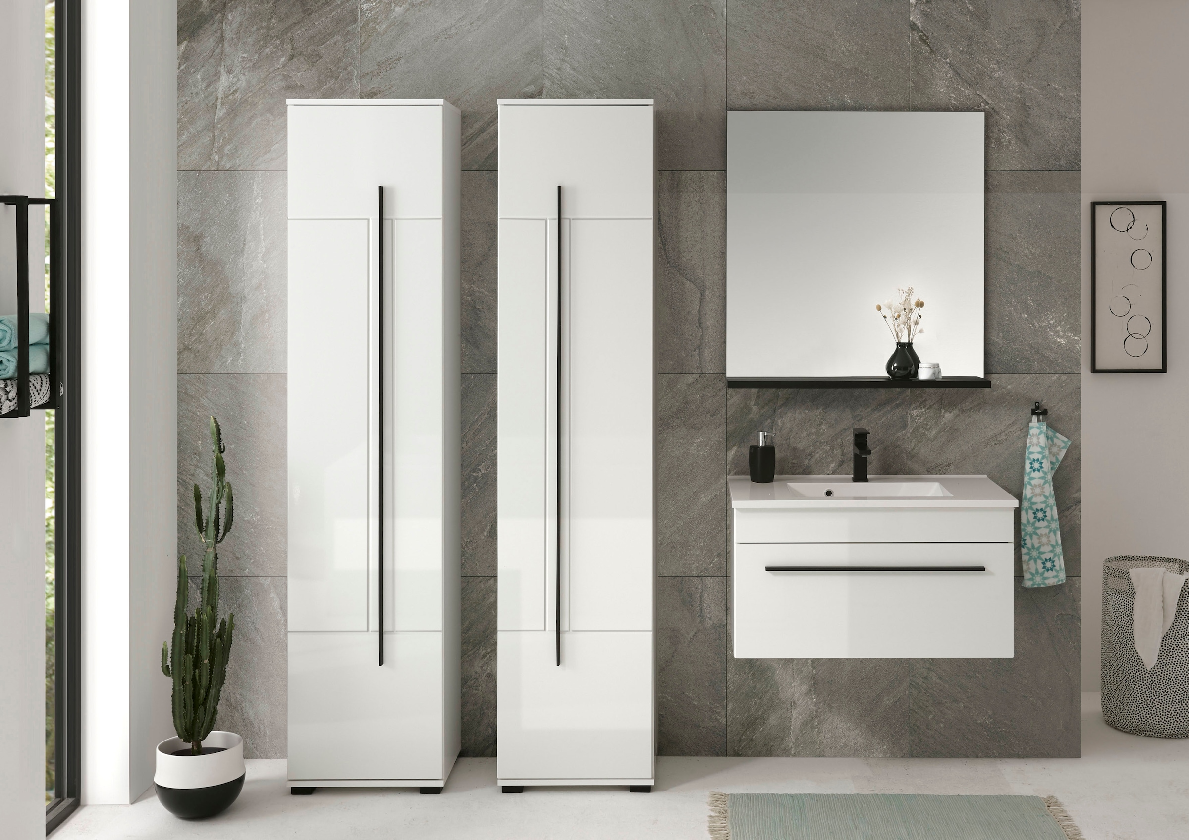 Home affaire Hochschrank »Cantara, Badschrank in Hochglanz Weiß, Hochschrank im modernen Design« mit schwarzen Griffen, ausreichend Stauraum