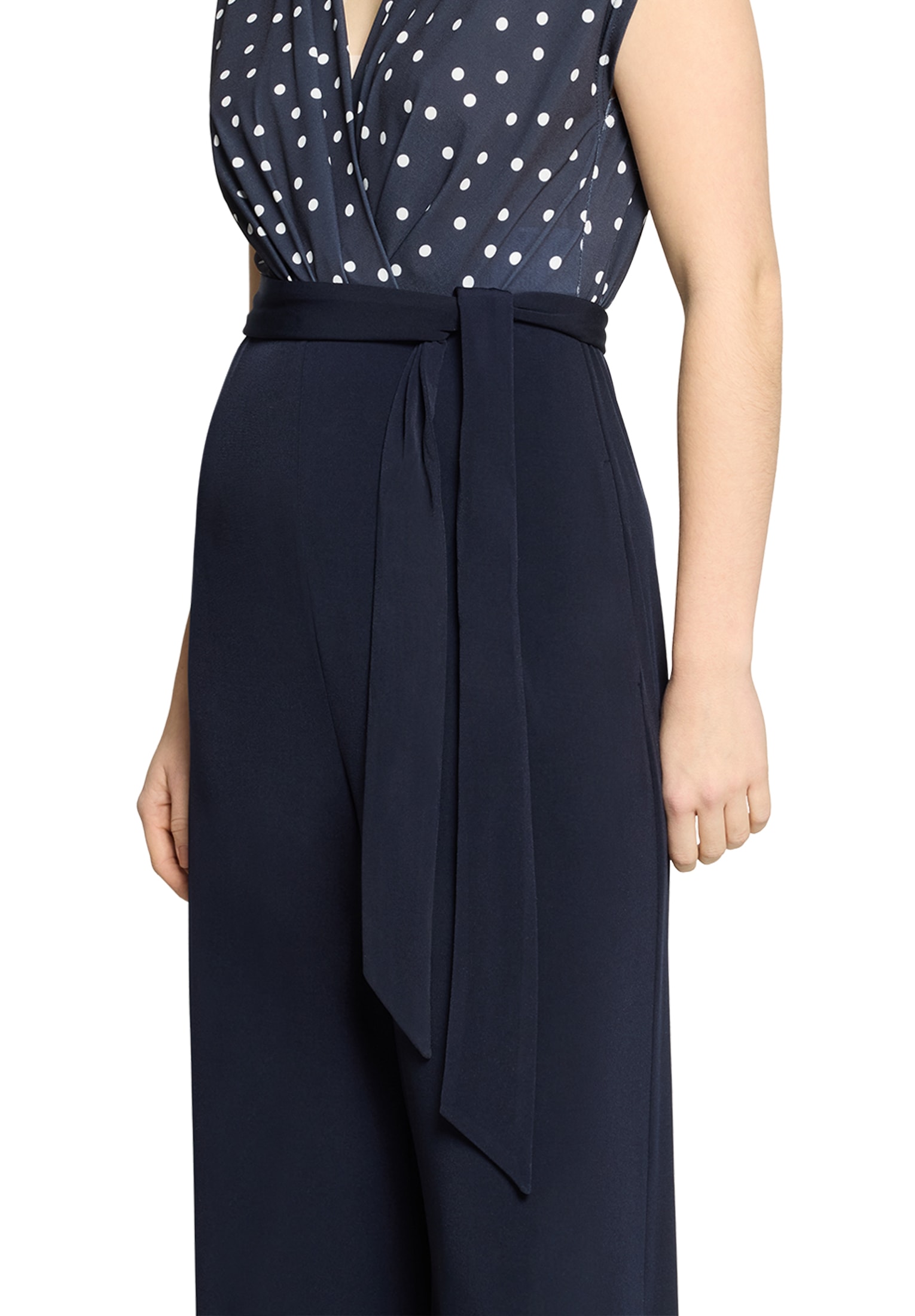 Vera Mont Jumpsuit »Jumpsuit mit Bundfalten«