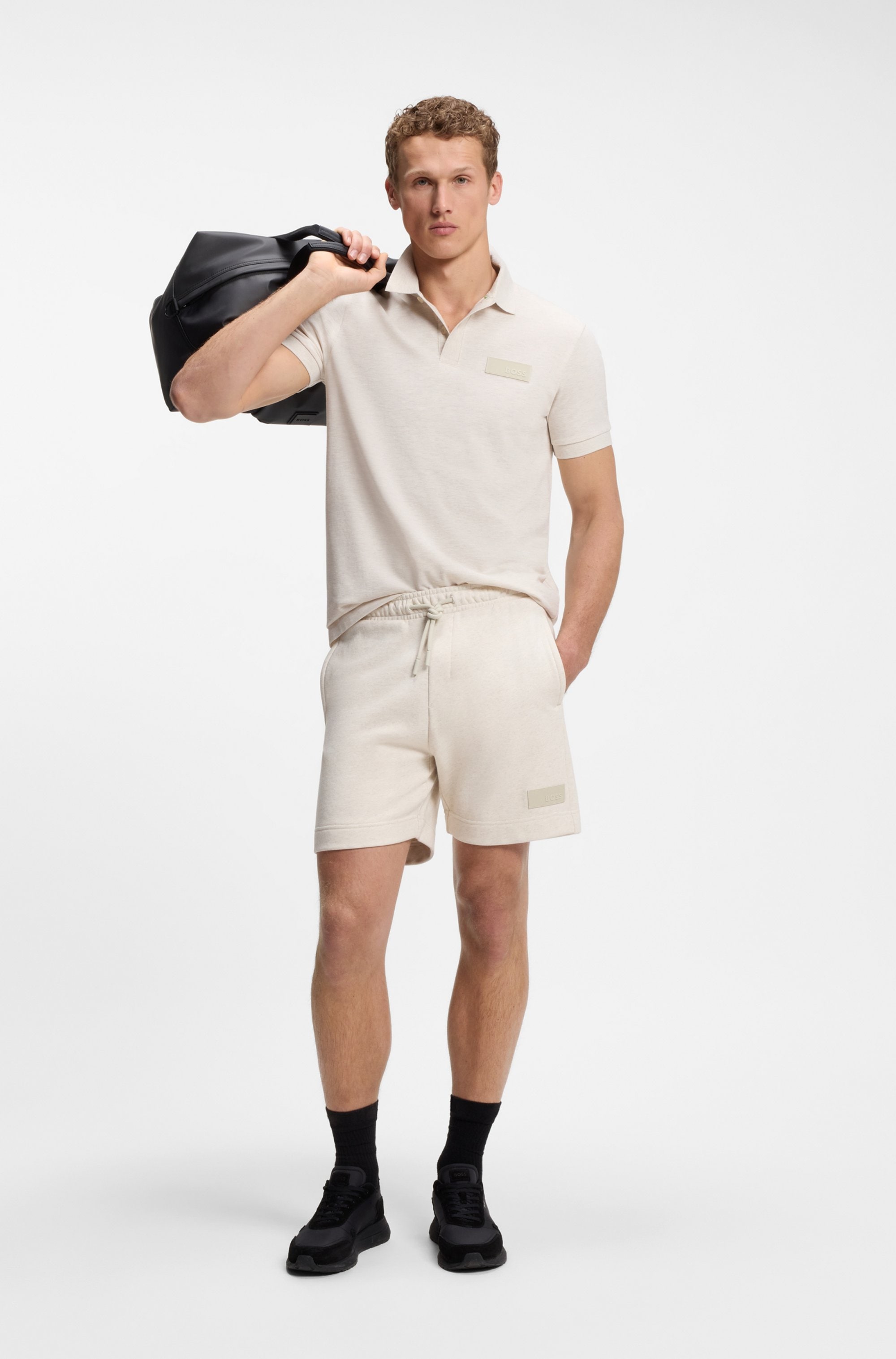 BOSS GREEN Poloshirt »Paddy Logo Patch Regular Fit« atmungsaktive Piqué-Webstruktur, Flachstrickkragen, gerader Schnitt