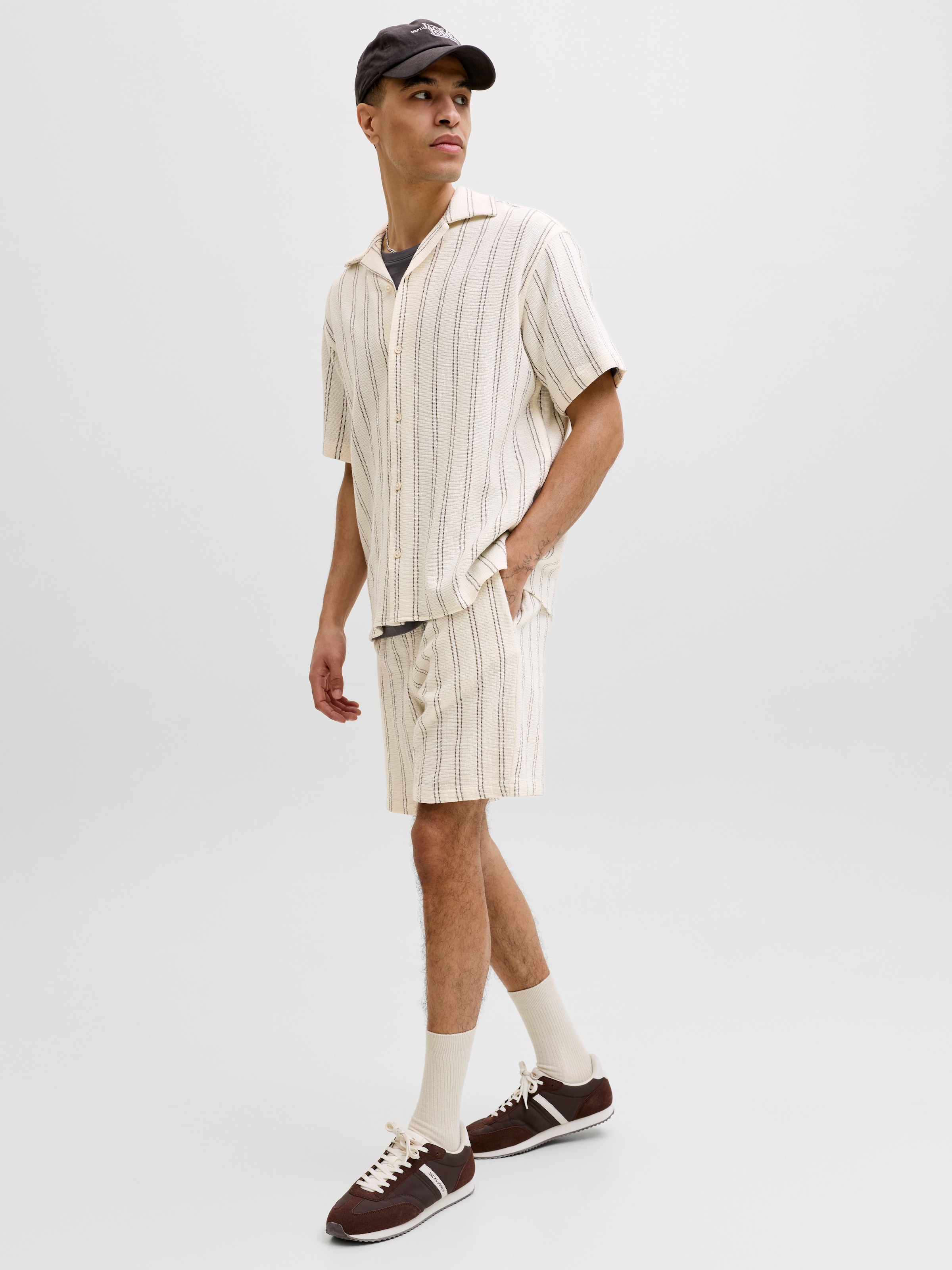 Jack & Jones Sweatshorts »JPSTJAIDEN COBA STRIPE JOG SHORT SRT SN«