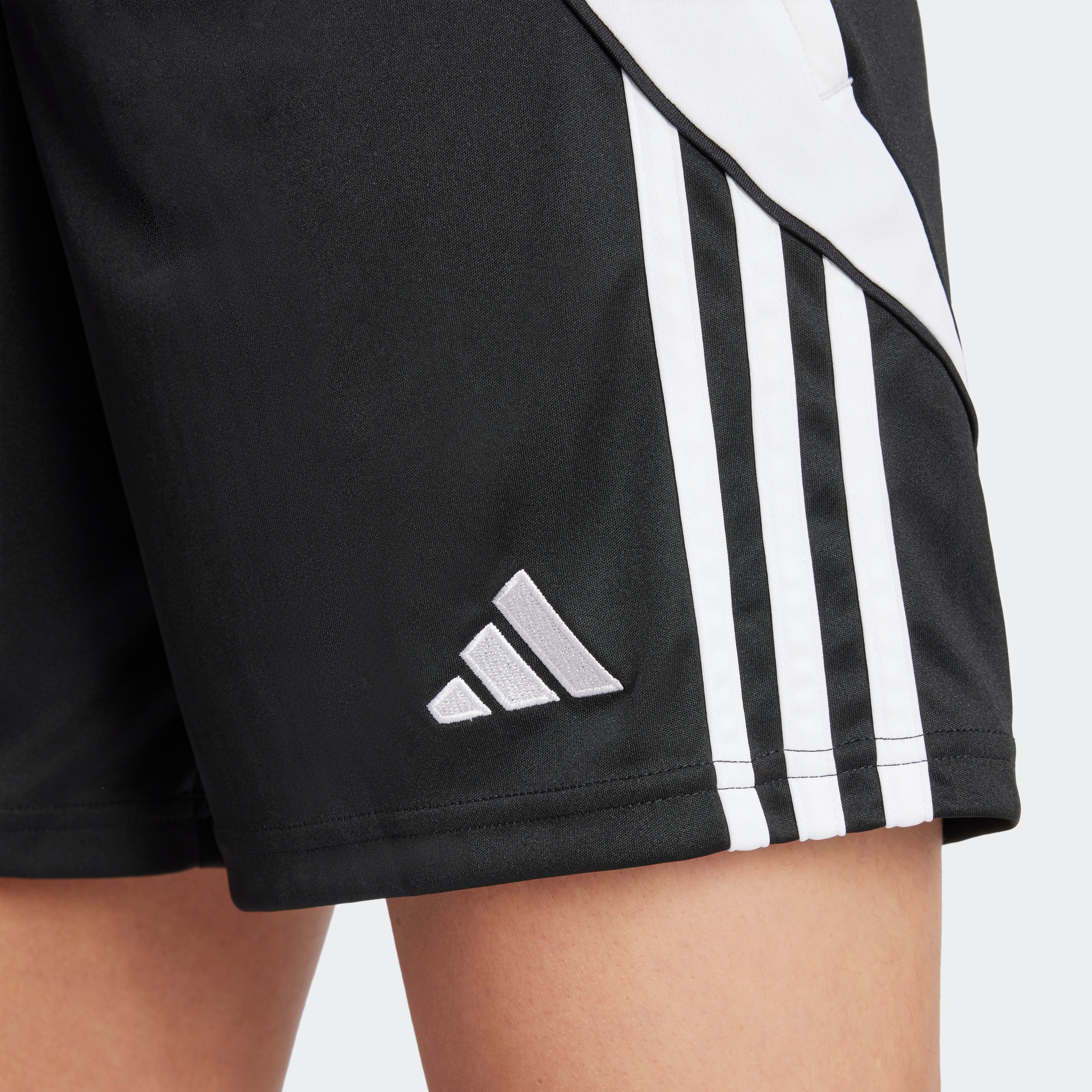 adidas Performance Trainingsshorts »TIRO24 TRSHOW«, (1 tlg.)