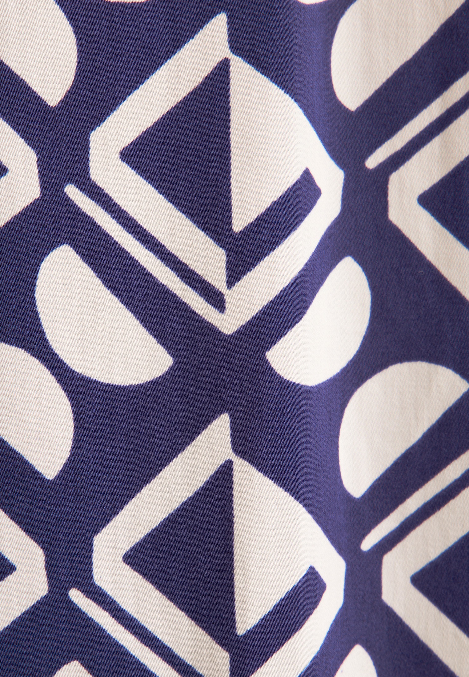 seidensticker Hemdbluse »Schwarze Rose«, Langarm Kragen Geometrische Muster