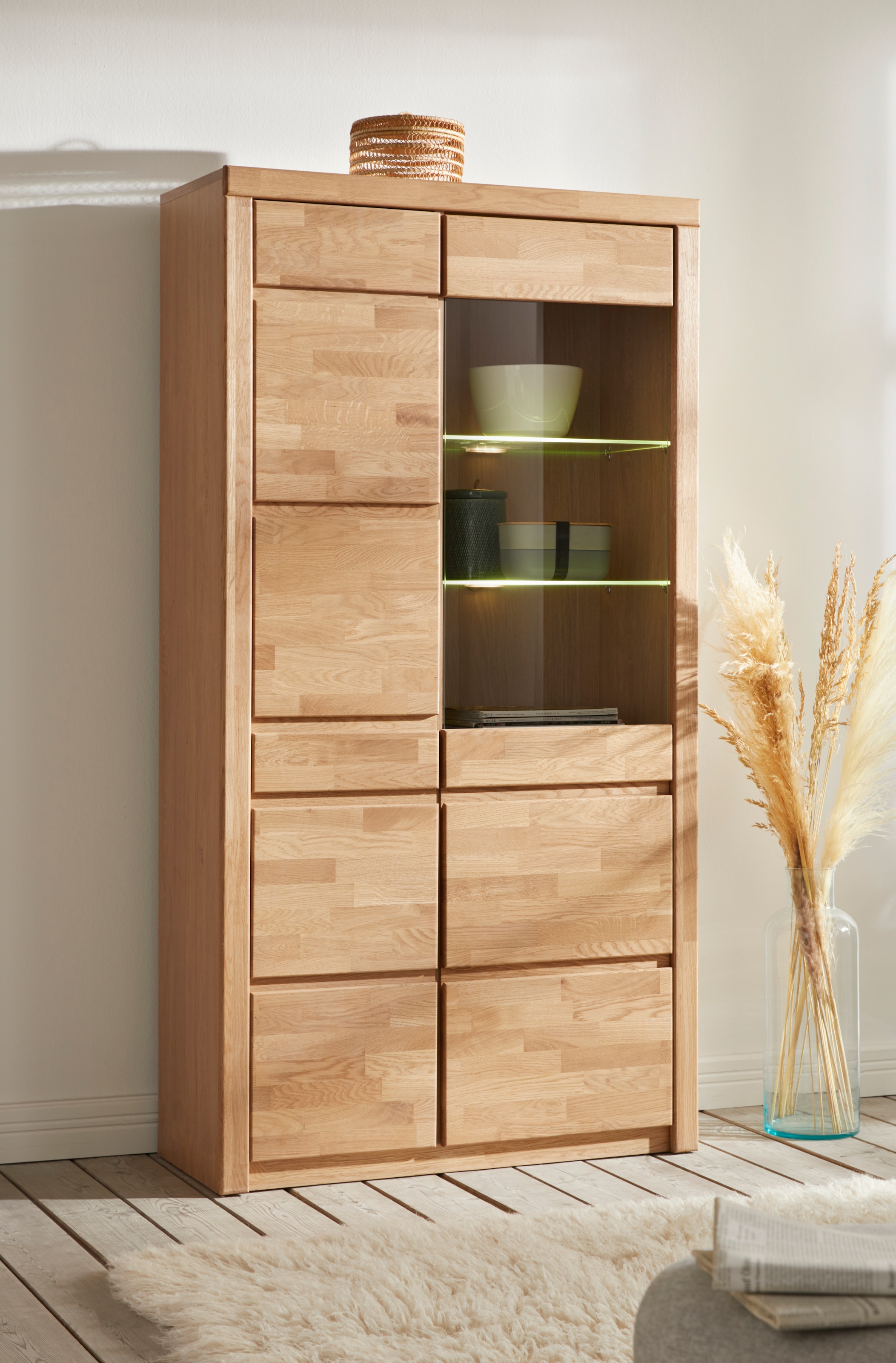 Home affaire Vitrine »Silkeborg«, teilmassiv, schöne grifflose Optik