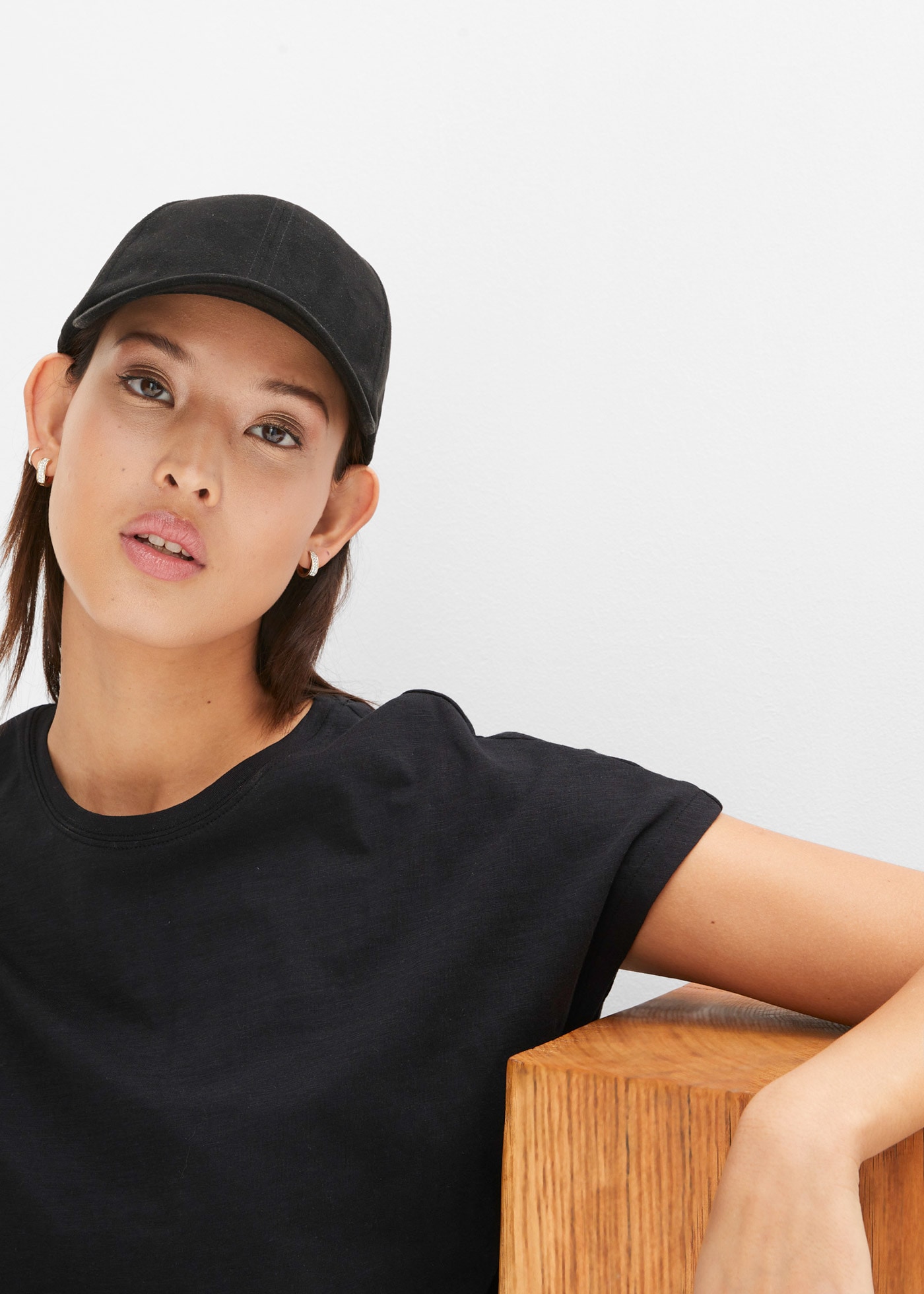 bonprix T-Shirt lässig geschnittene Passform, ärmellos, mit Knotendetail