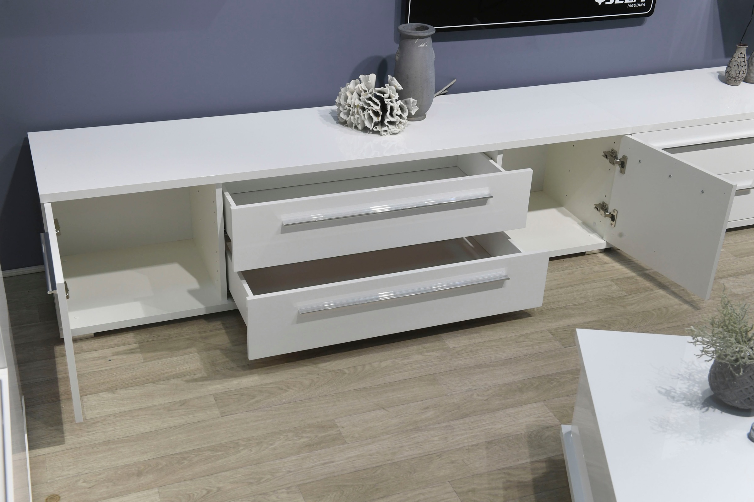 Places of Style Lowboard »Piano TV-Kommode Breiten 165 und 180 cm Soft-Close-Funktion«, Hochglanz UV-lackiert, Br 180 cm mit versch. Tür- und Schubkastenmaße
