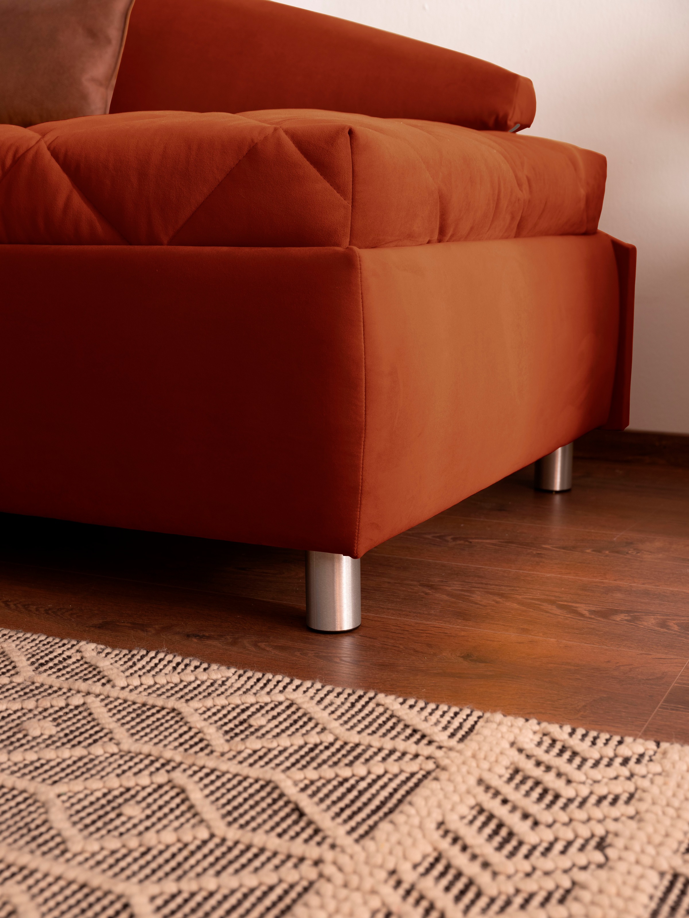 alina Schlafsofa Bettkasten, Zierkissen-Set aus: 2 Stk. 40x40cm, 1 Stk. 30x30cm