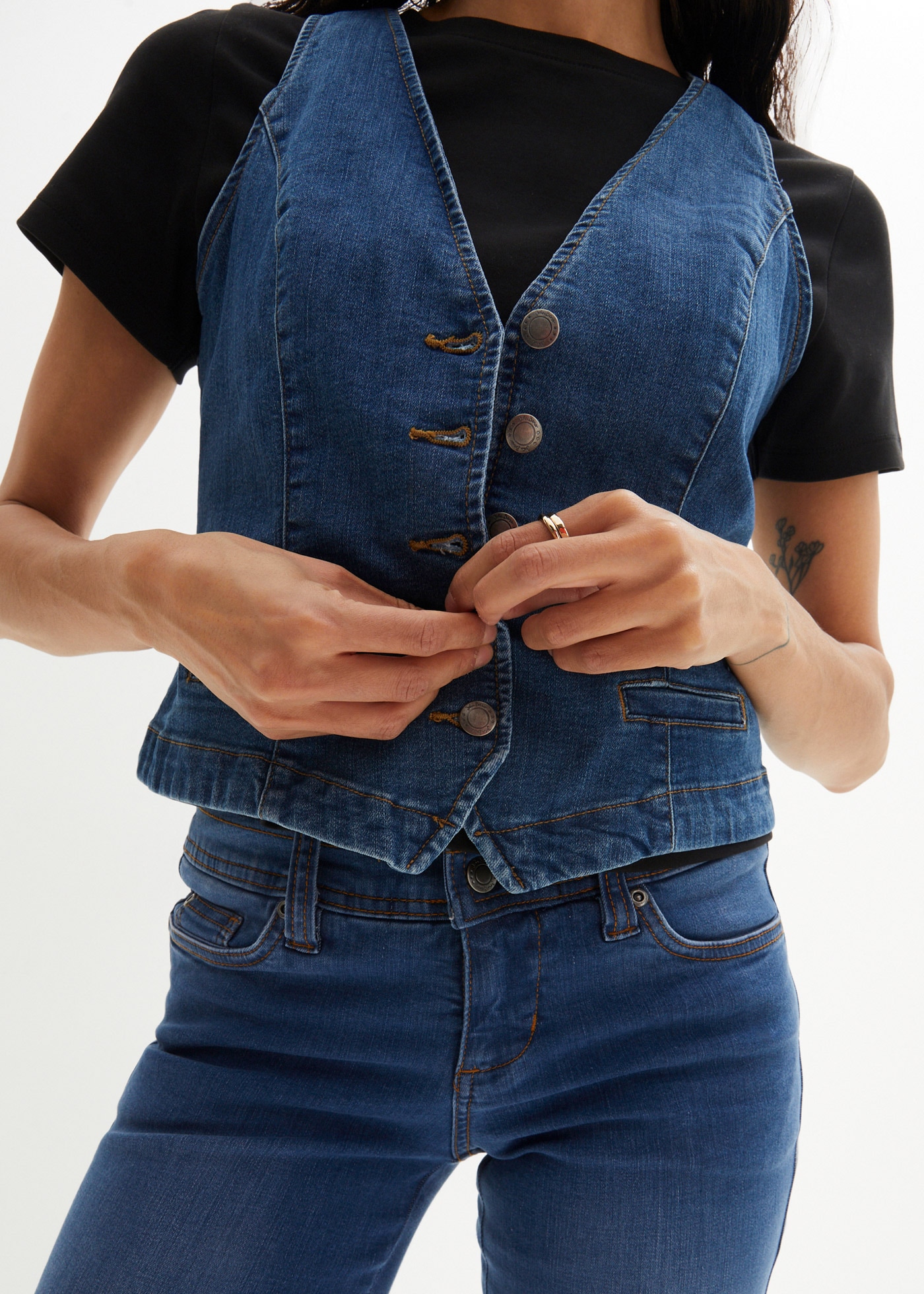 bonprix Jeansweste »Stretch-Jeansweste« aus Baumwollmischung, taillierte Passform, mit Knopfleiste