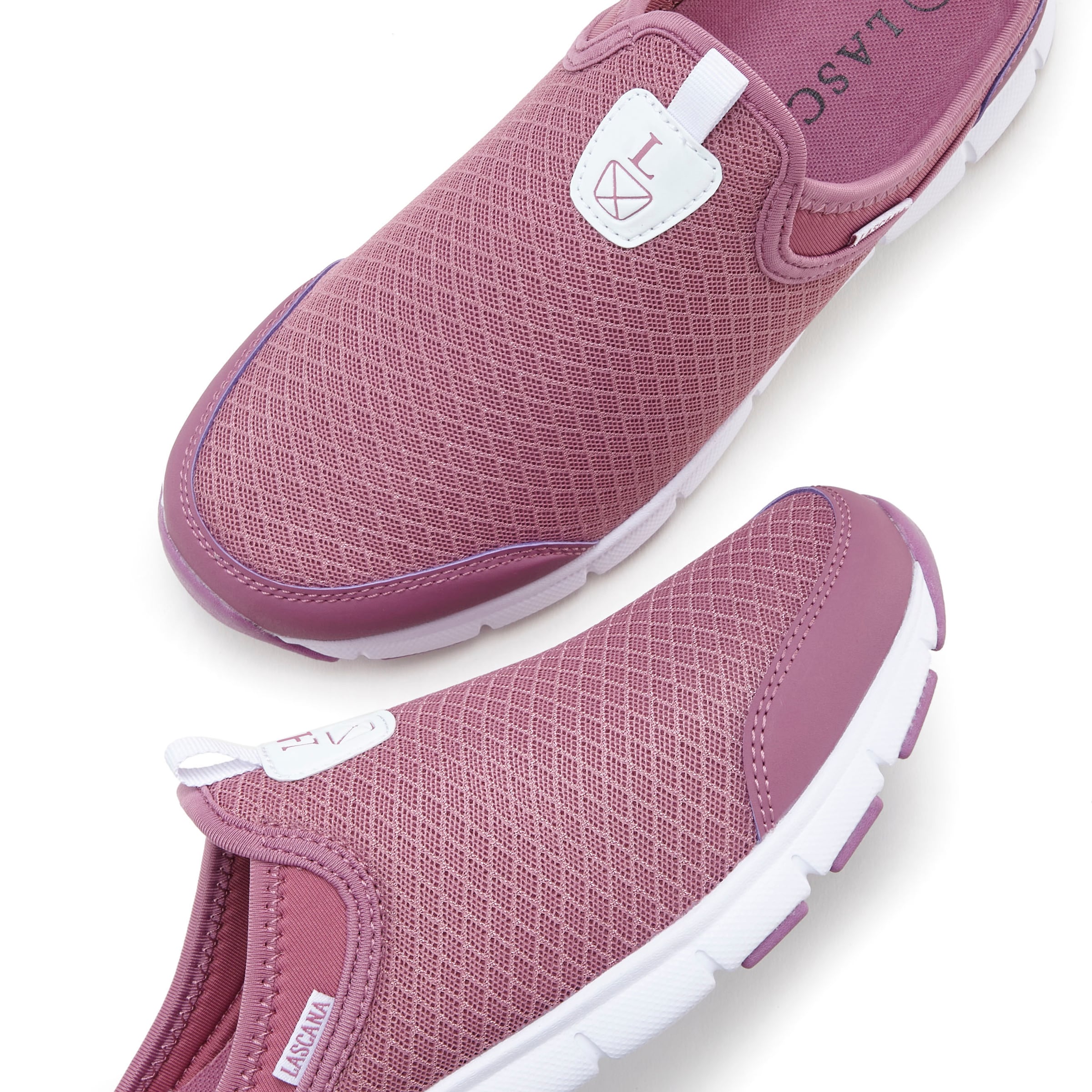 LASCANA Slip-On Sneaker, Sabot aus leichtem Mesh-Material