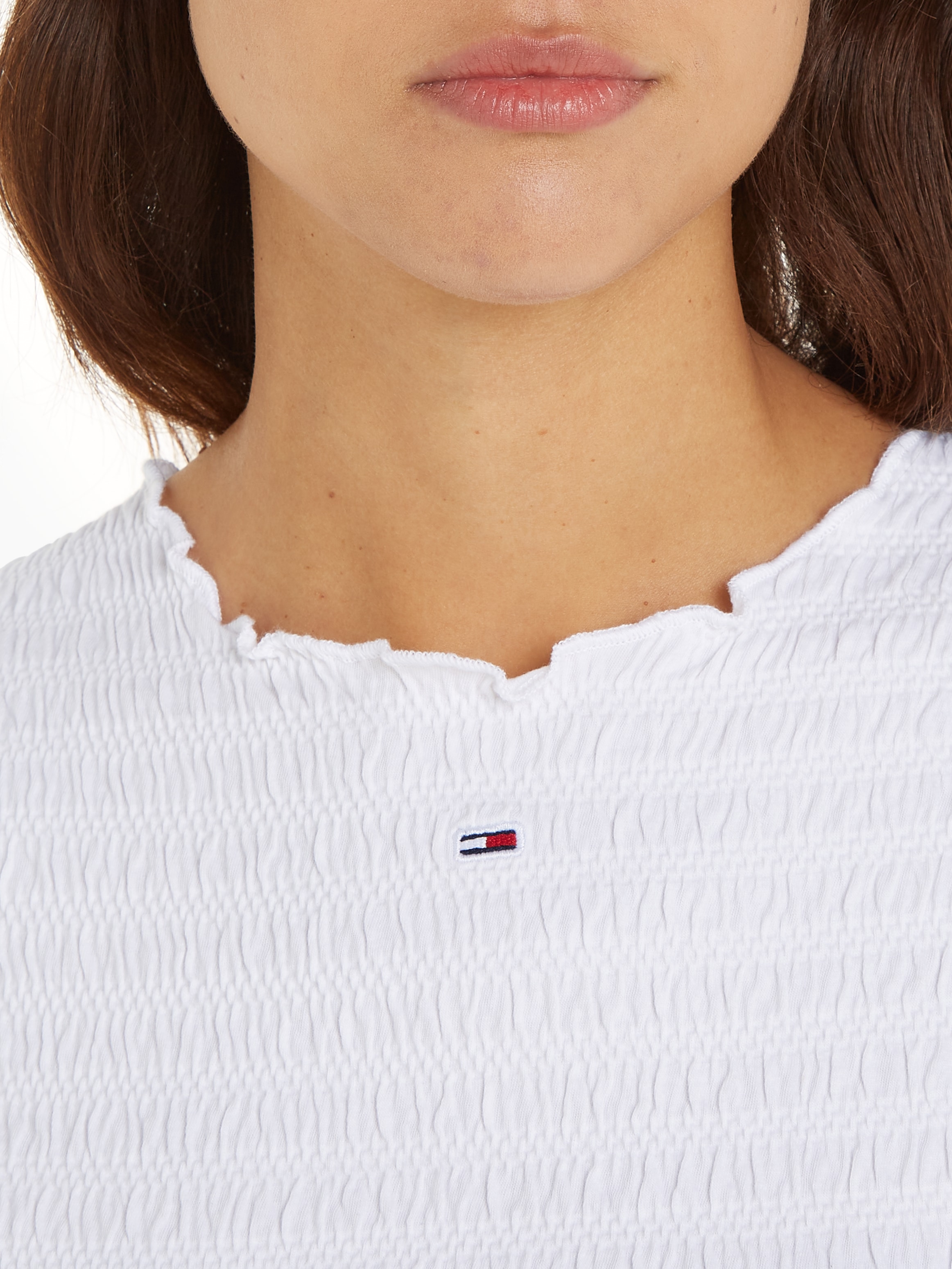 Tommy Jeans Rundhalsshirt »TJW SLIM SMOCK TEE«, allover gesmokt