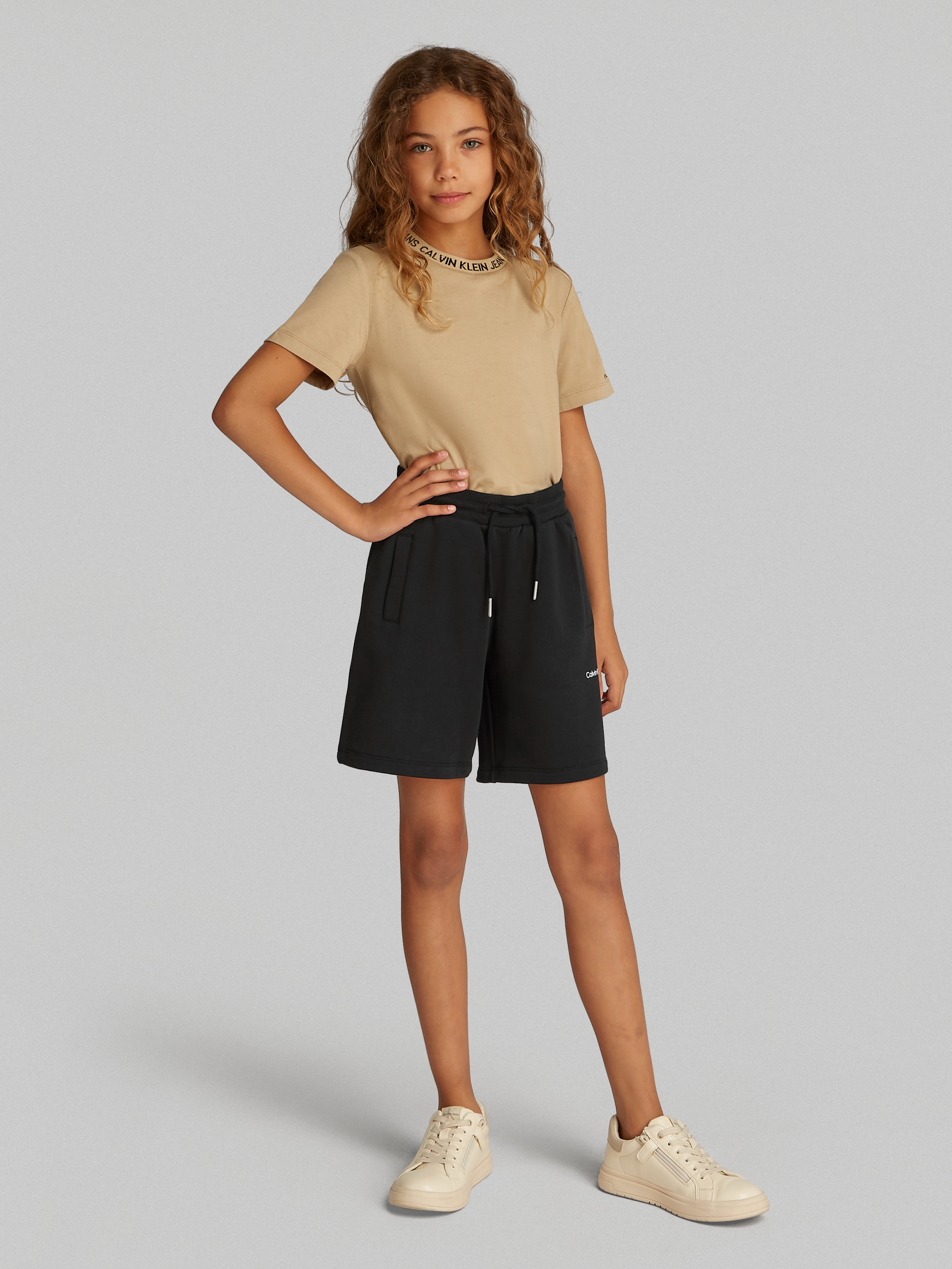 Calvin Klein Jeans Shorts »NEW INST. LOGO SHORTS«, mit Logoschriftzug