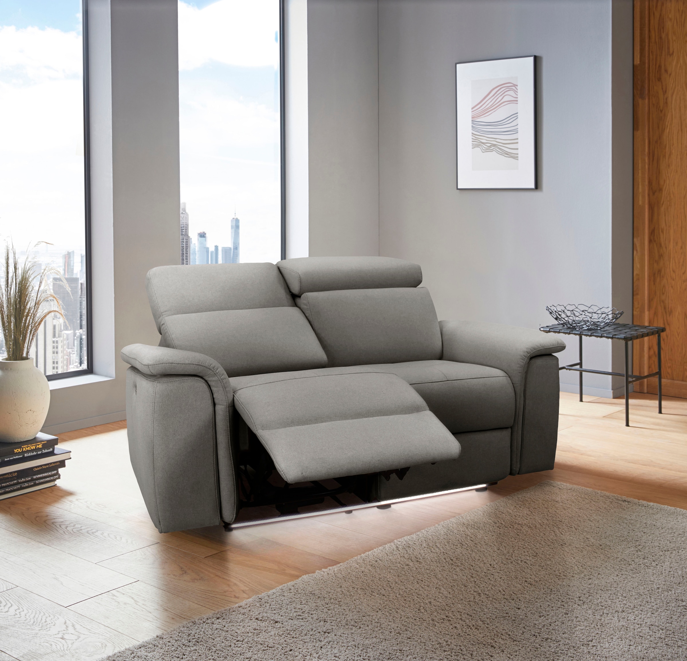 OTTO home 2-Sitzer »Pareli 172cm, manuelle u. elektr. Relaxfunktion« USB, Kopfteil-Verstellung, LED, in Echtleder, Kunstleder, Web