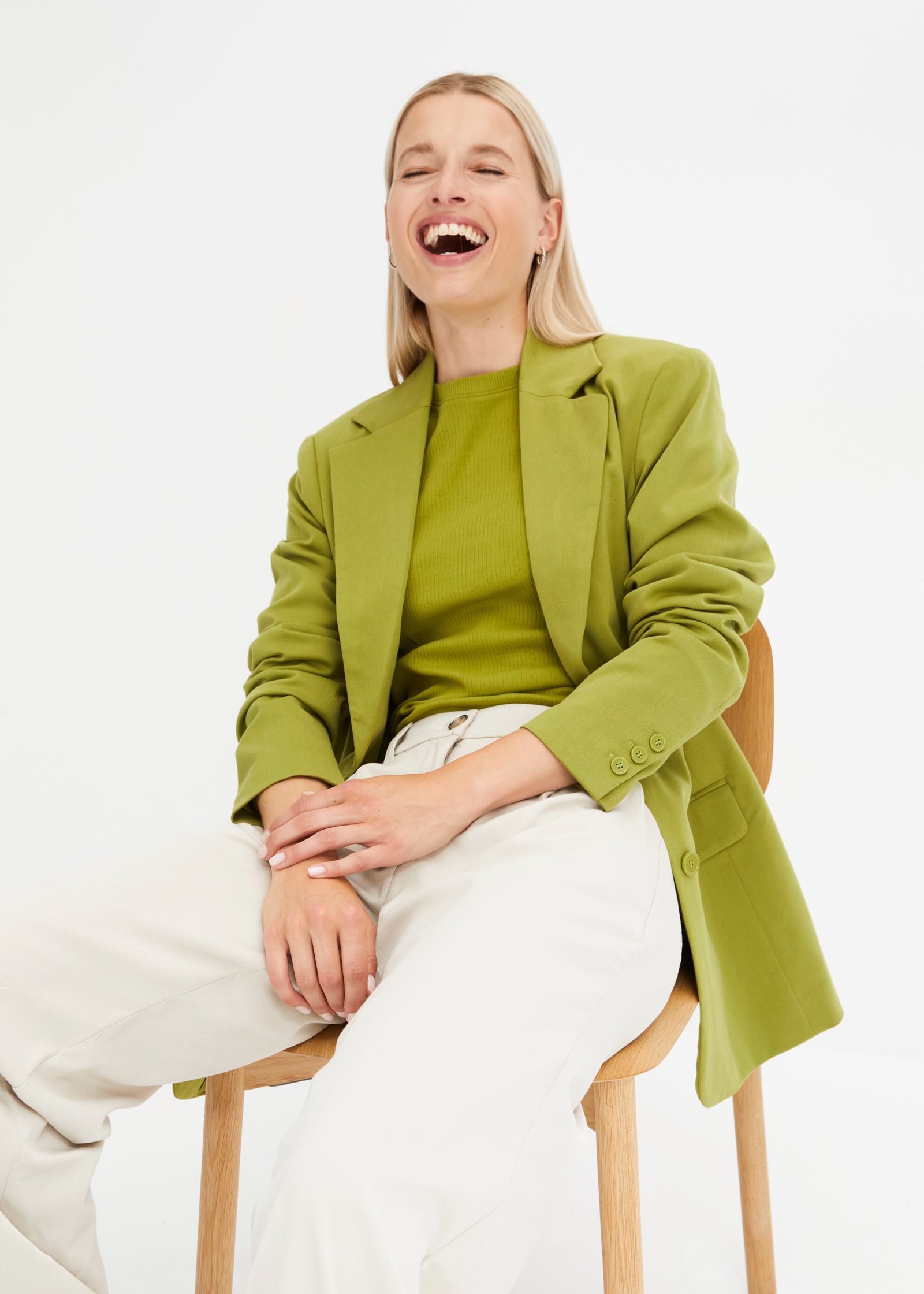 bonprix Longblazer trendiger Look, Oversize Passform, aus Viskose-Mix, unifarben