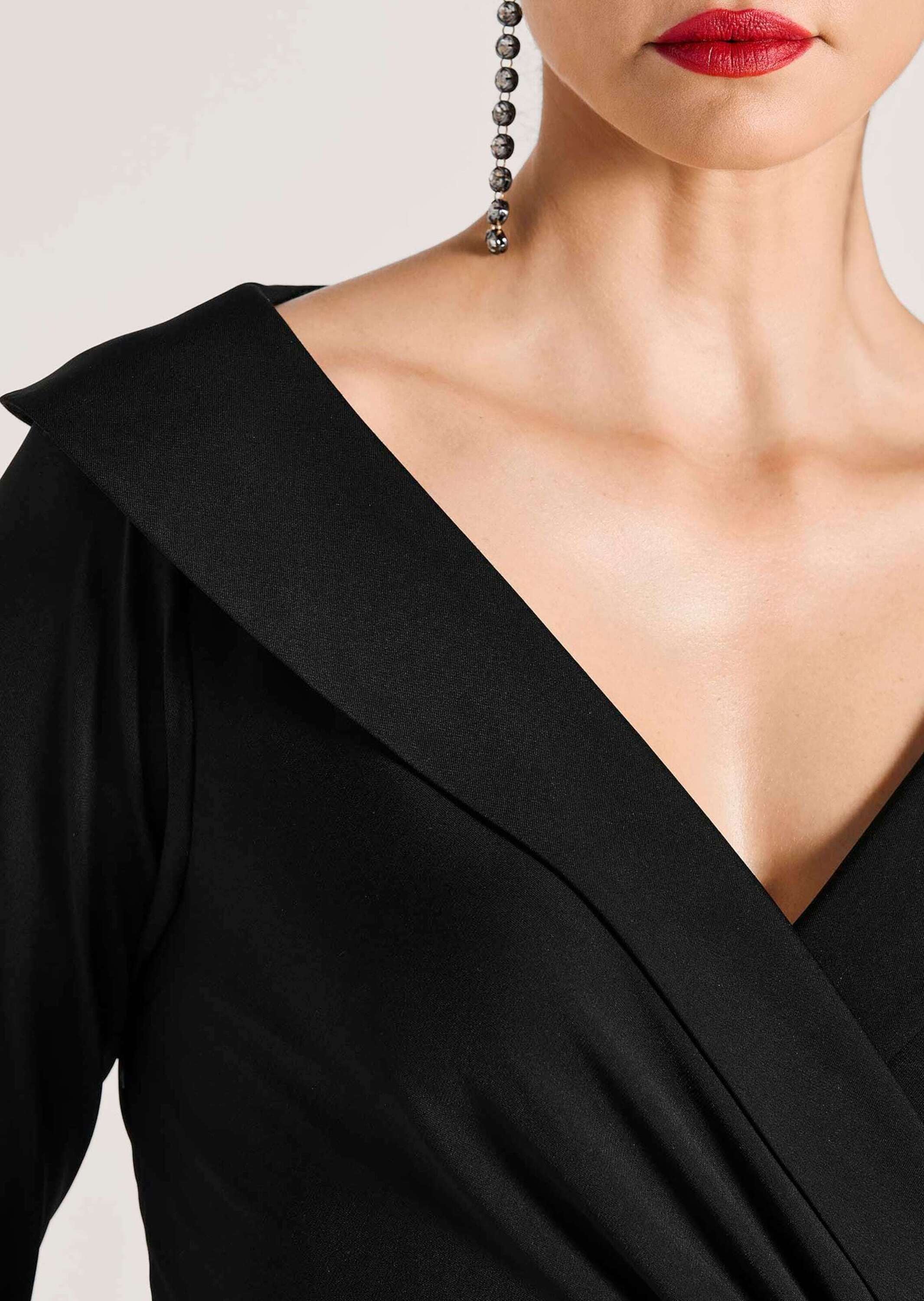 MADELEINE Abendkleid »Abendkleid Elegantes Stretchkleid in Wickel-Optik«