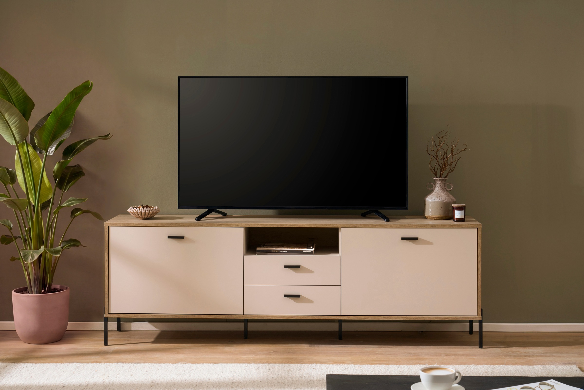 Home affaire Lowboard »Fredericia, TV-Schrank in Kaschmir, moderner TV-Unterschrank, Kommode« zeitlos, schwarze Metallgriffe und -füße, ausreichend Stauraum